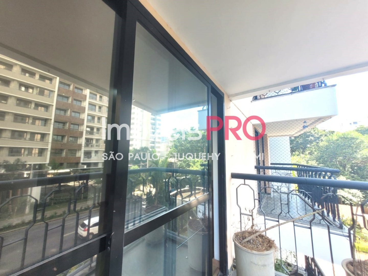 Foto :: https://assets.imoveispro.com.br/thumb/IP38966/apartamento-aluguel-moema-passaros_IP38966_23_1920x1080.jpg?