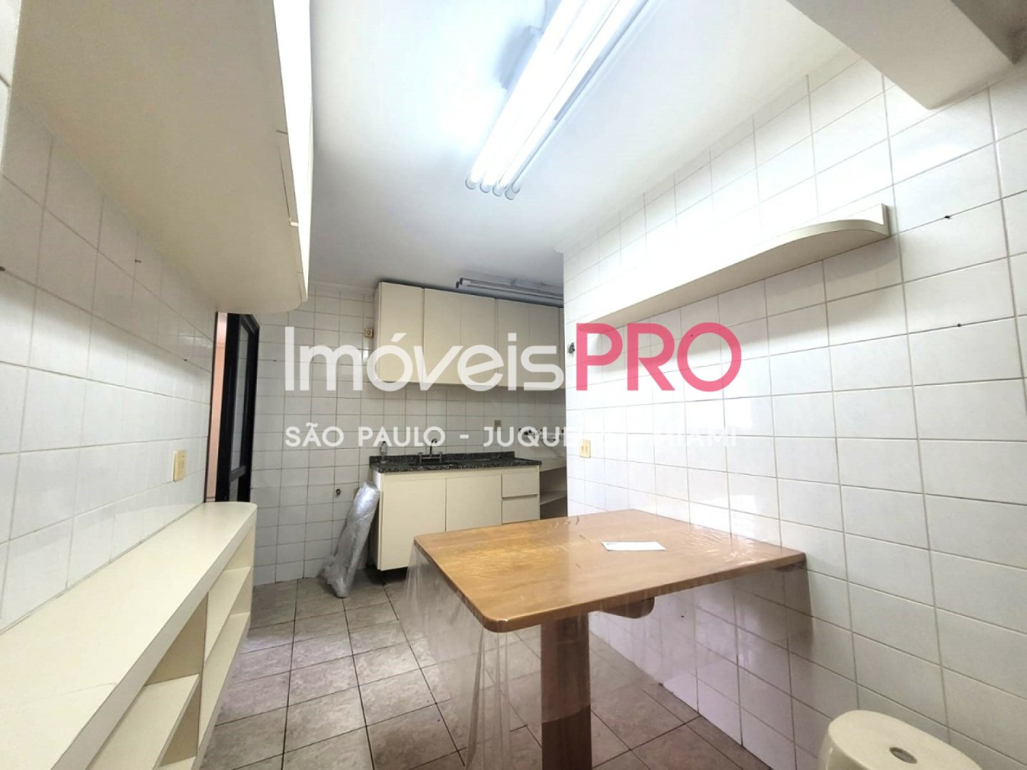 Foto :: IP38966