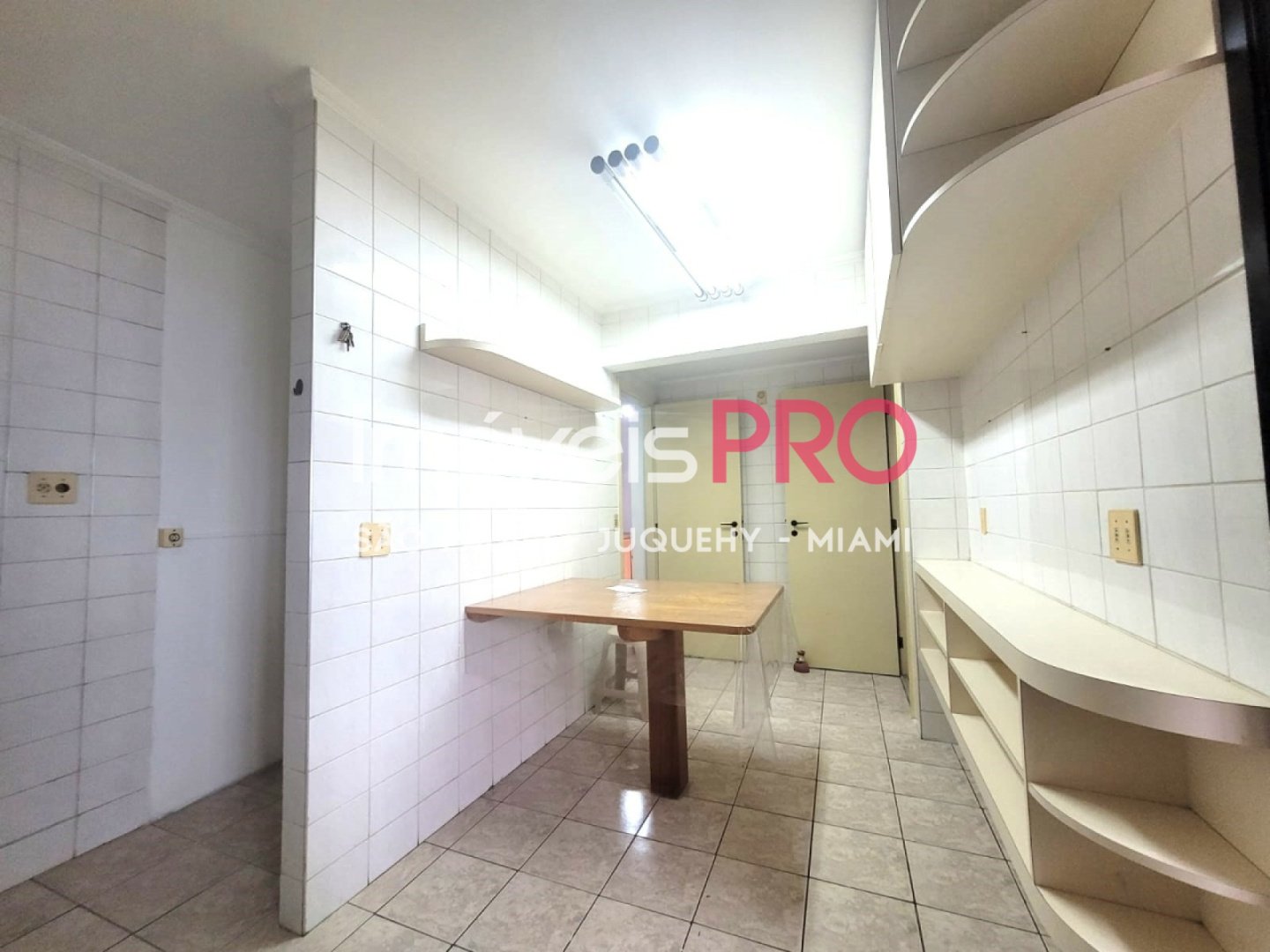 Foto :: IP38966