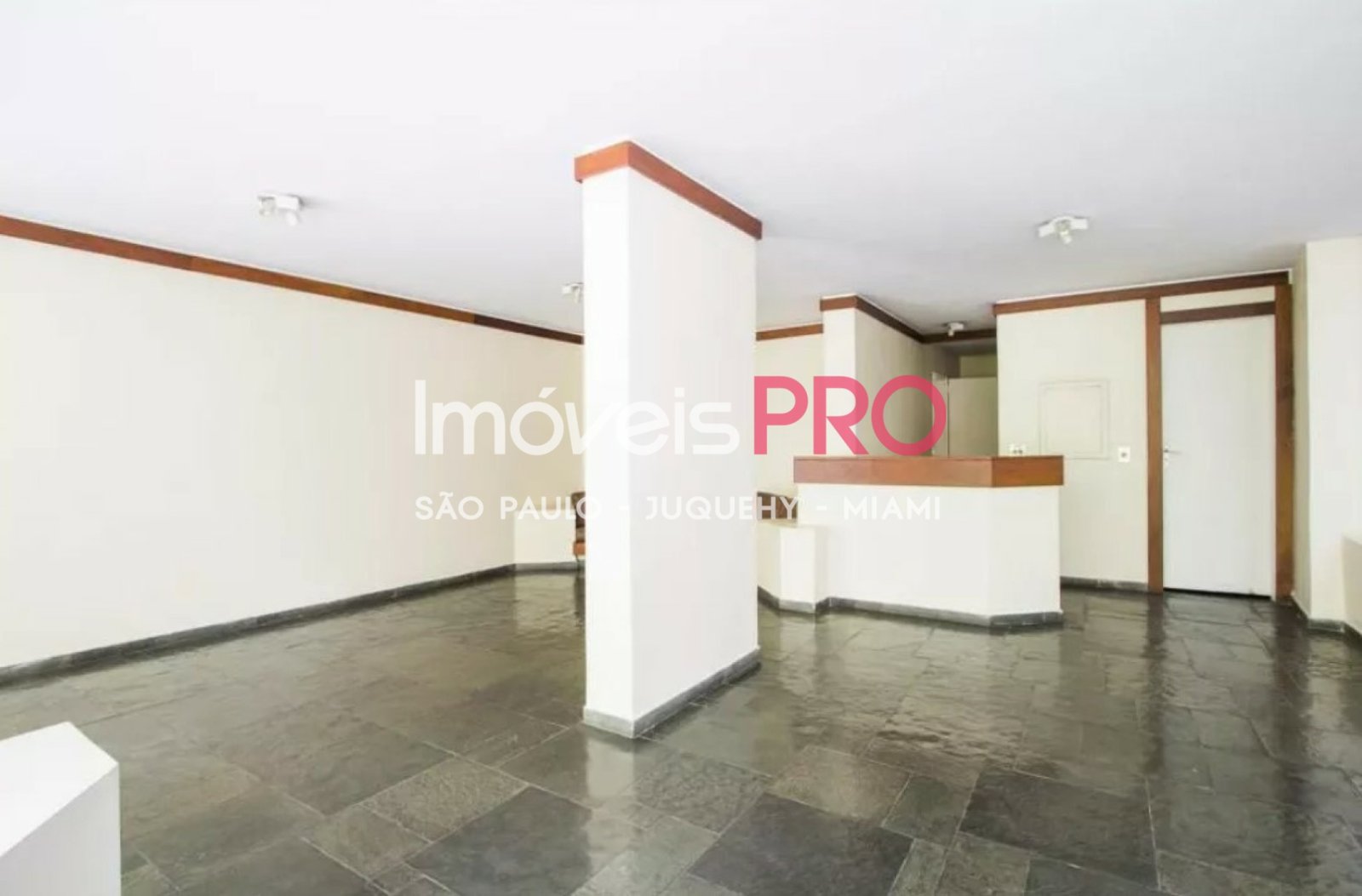 Foto :: https://assets.imoveispro.com.br/thumb/IP38971/apartamento-aluguel-itaim-bibi_IP38971_17_1920x1080.jpg?