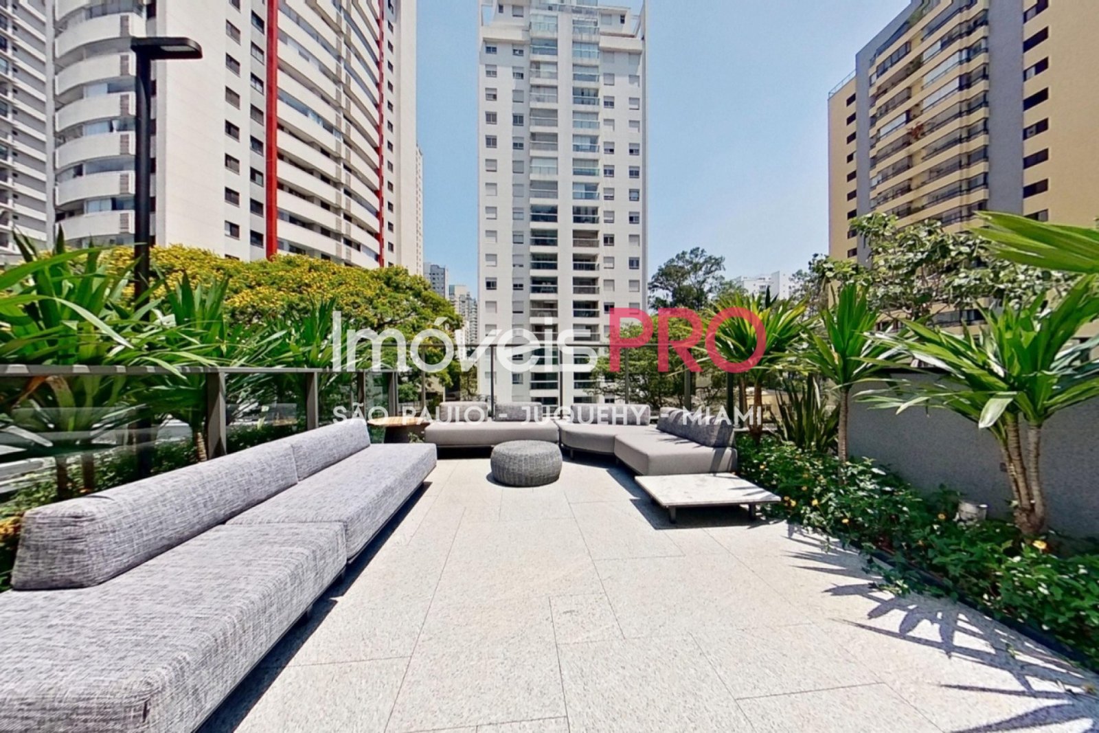 Foto :: IP38972
