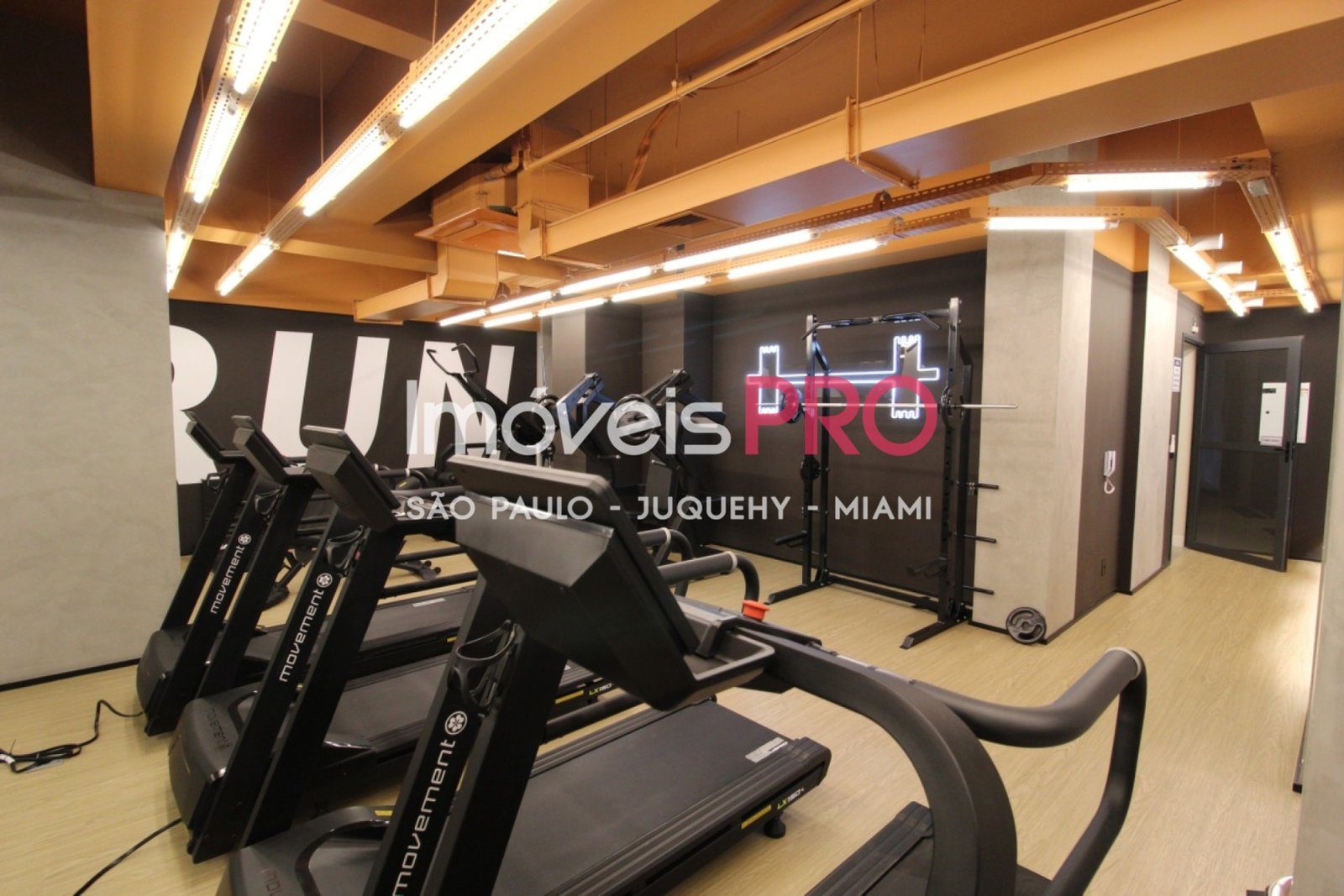 Foto :: https://assets.imoveispro.com.br/thumb/IP38973/apartamento-aluguel-moema_IP38973_17_1920x1080.jpg?