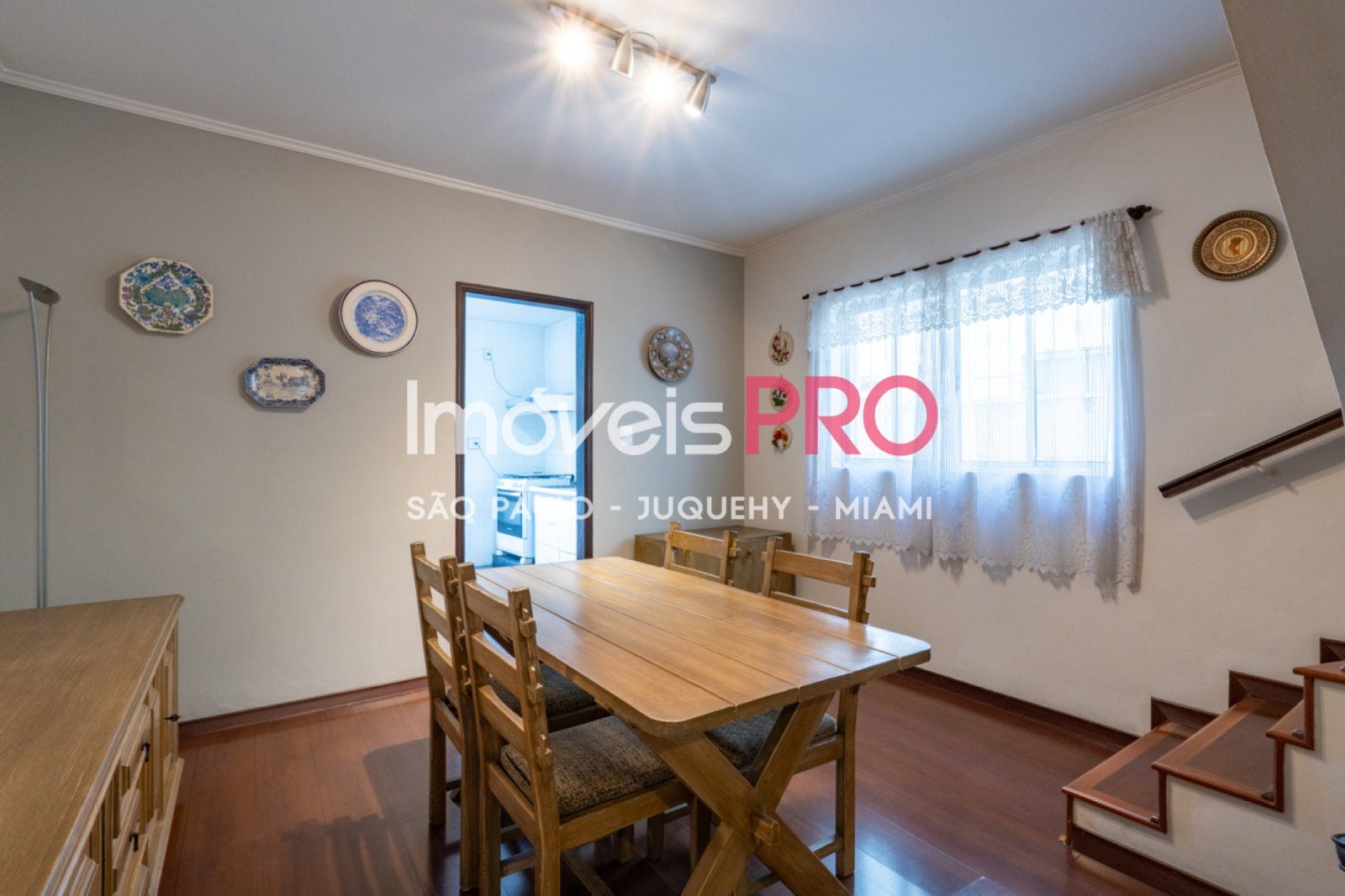 Foto :: https://assets.imoveispro.com.br/thumb/IP38974/sobrado-venda-vila-nova-conceicao_IP38974_11_1920x1080.jpg?