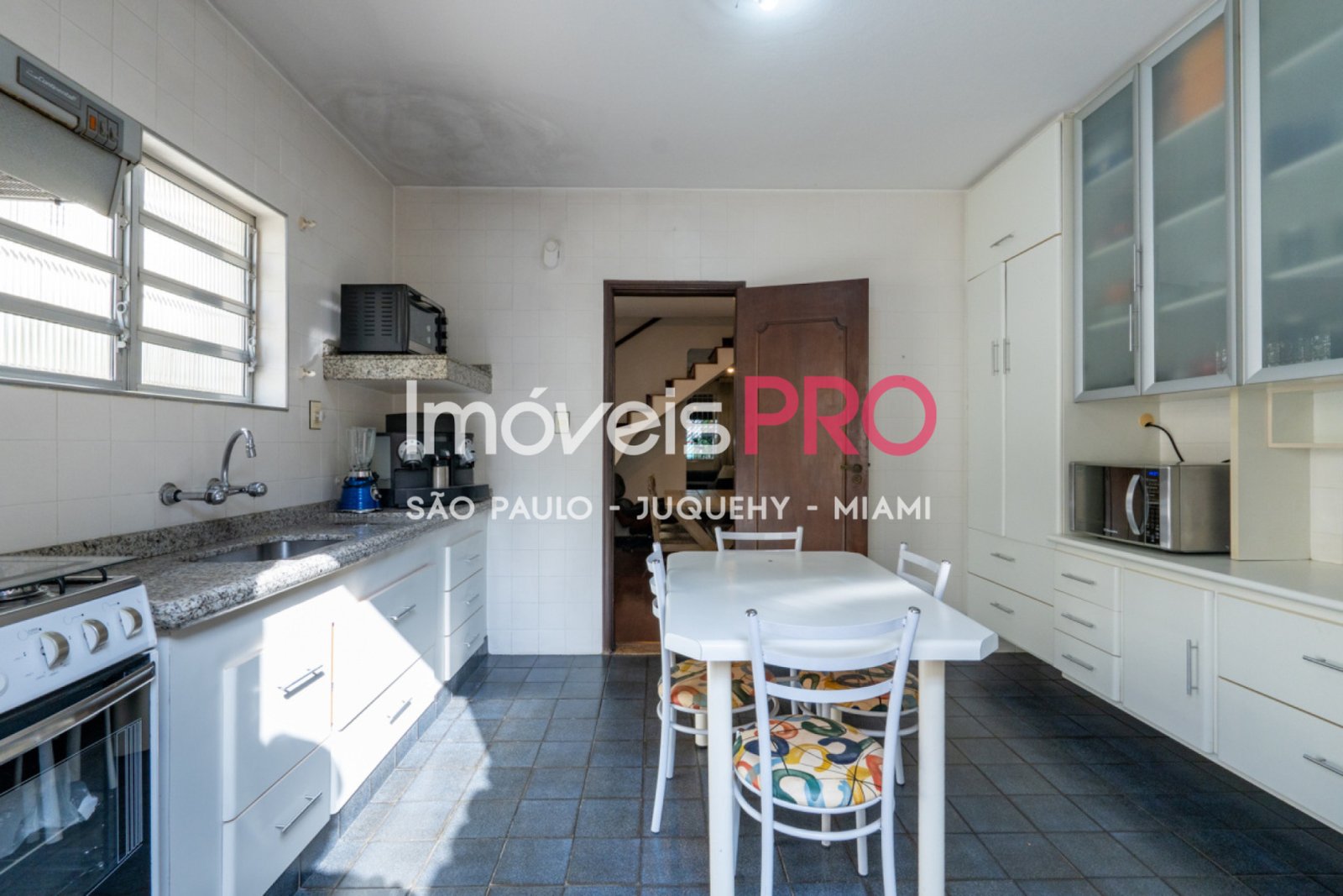 Foto :: https://assets.imoveispro.com.br/thumb/IP38974/sobrado-venda-vila-nova-conceicao_IP38974_17_1920x1080.jpg?