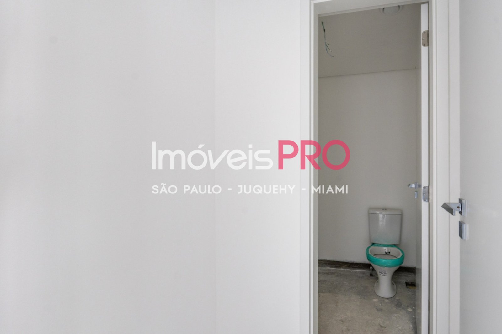 Foto :: https://assets.imoveispro.com.br/thumb/IP38976/apartamento-venda-vila-clementino_IP38976_17_1920x1080.jpg?