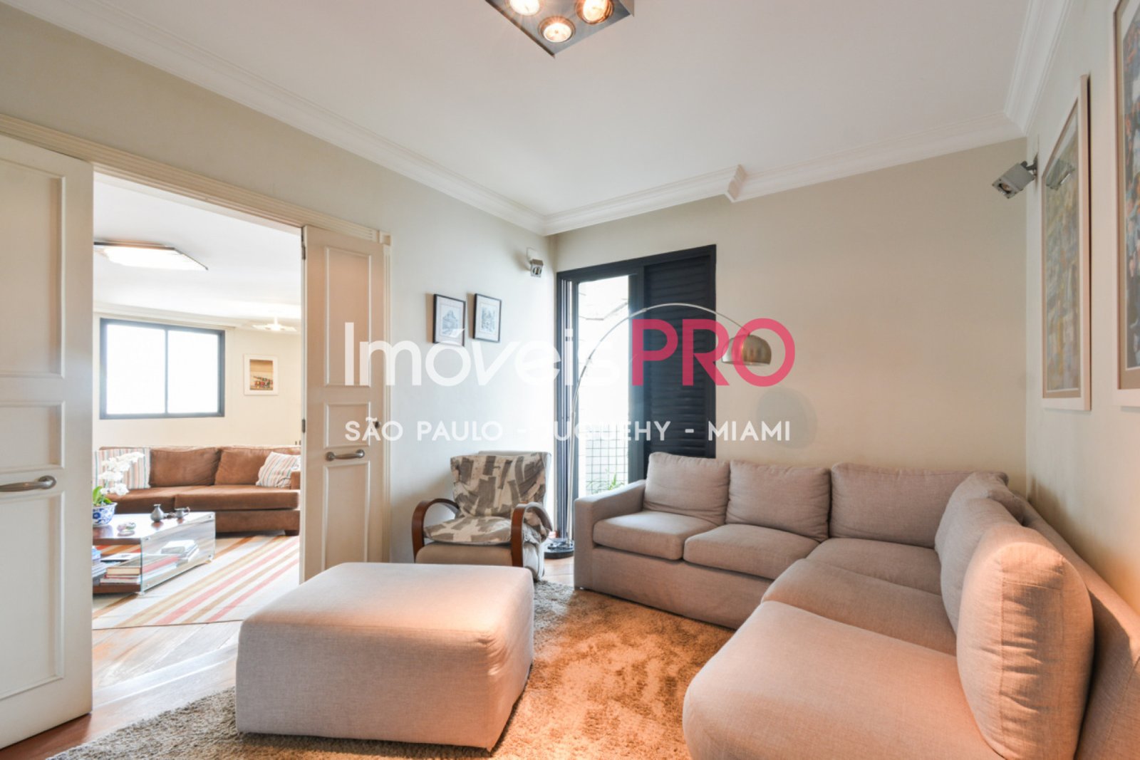 Foto :: https://assets.imoveispro.com.br/thumb/IP38978/apartamento-venda-moema_IP38978_17_1920x1080.jpg?