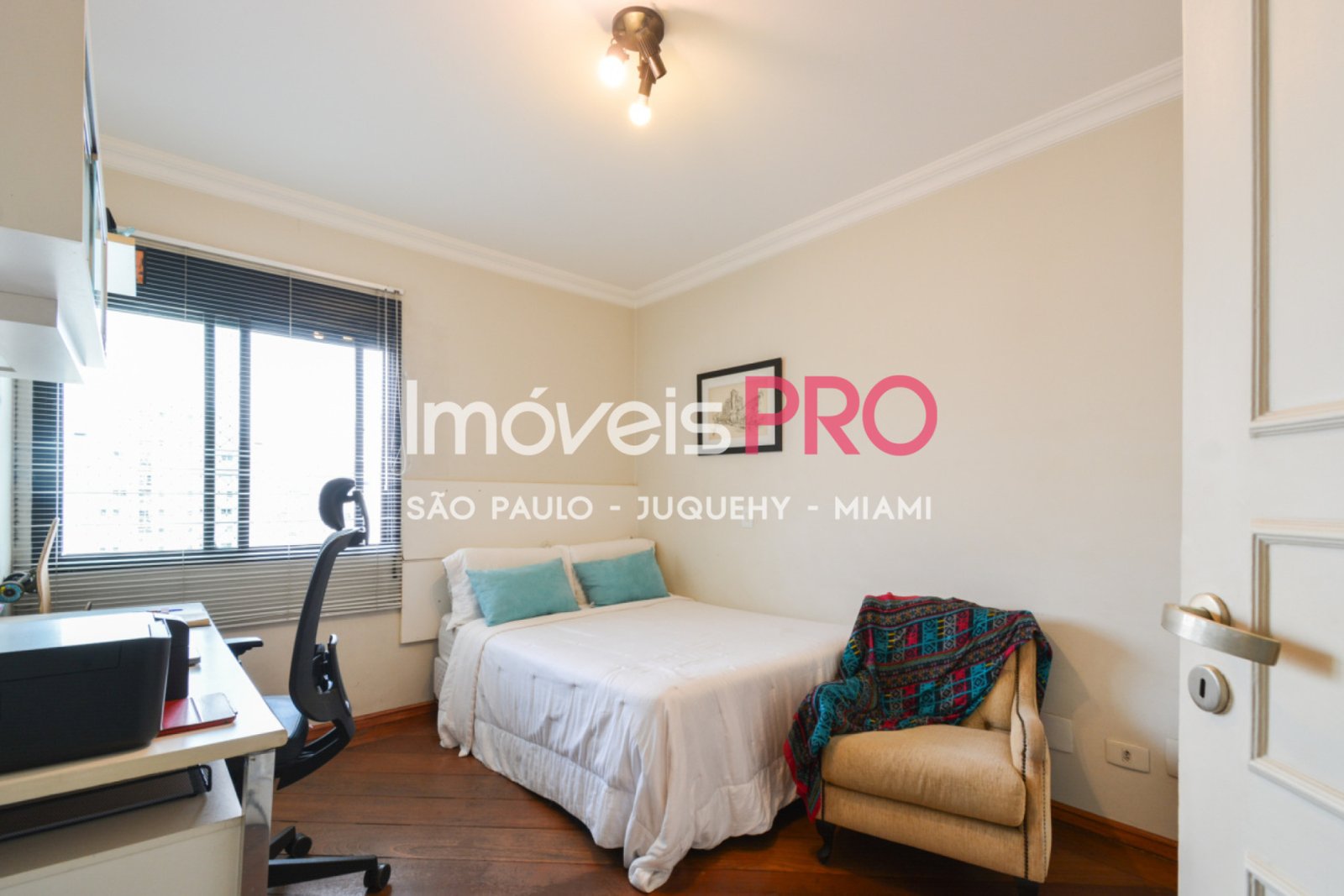 Foto :: https://assets.imoveispro.com.br/thumb/IP38978/apartamento-venda-moema_IP38978_23_1920x1080.jpg?