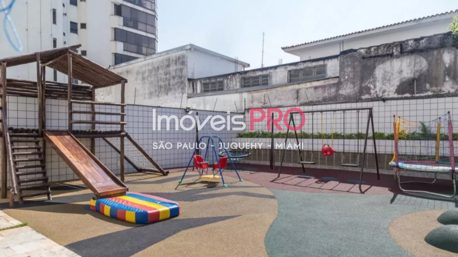 Foto :: https://assets.imoveispro.com.br/thumb/IP38978/apartamento-venda-moema_IP38978_35_1920x1080.jpg?