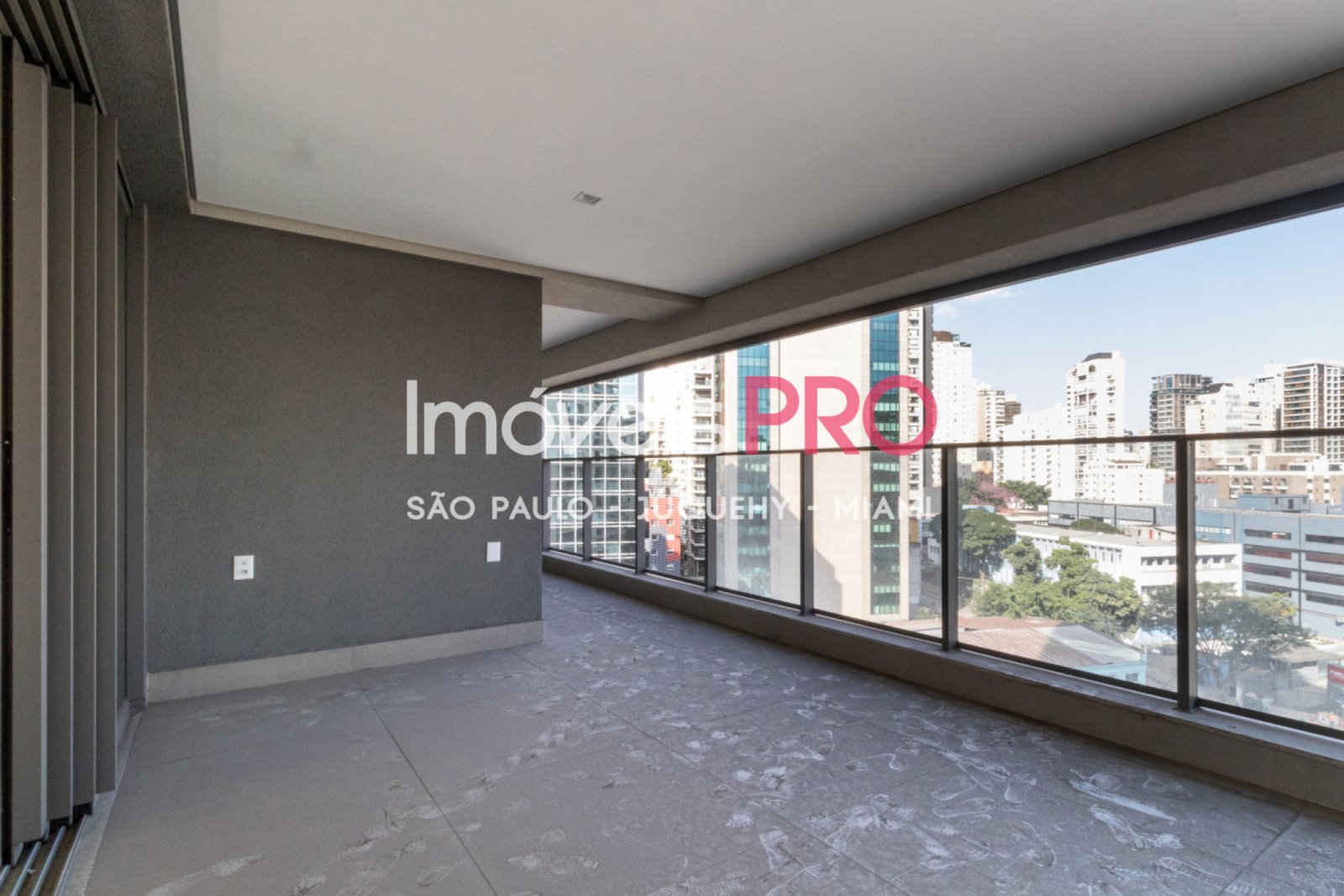 Foto :: https://assets.imoveispro.com.br/thumb/IP38979/apartamento-venda-vila-olimpia_IP38979_17_1920x1080.jpg?