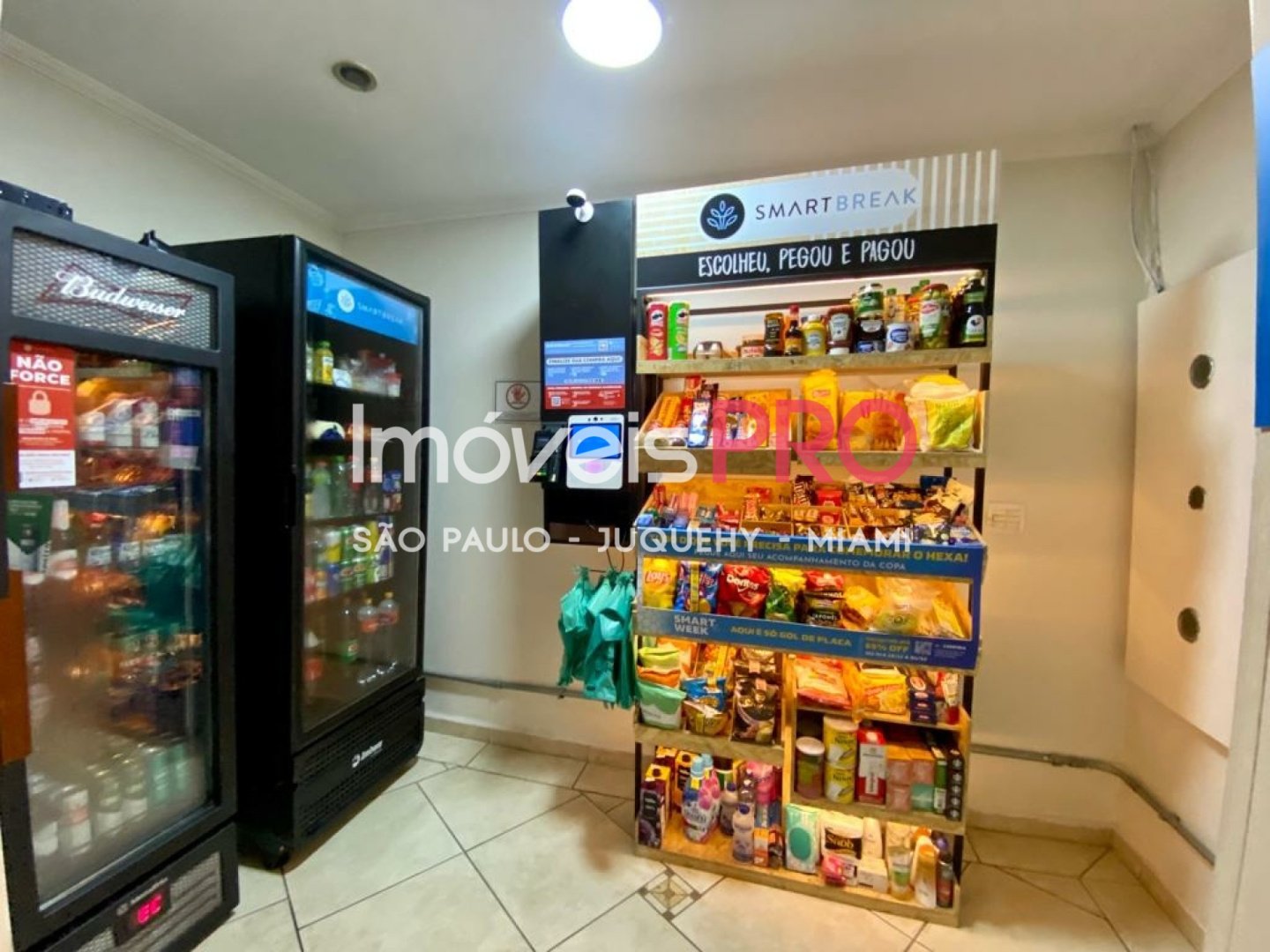 Foto :: https://assets.imoveispro.com.br/thumb/IP38983/apartamento-venda-itaim-bibi_IP38983_11_1920x1080.jpg?