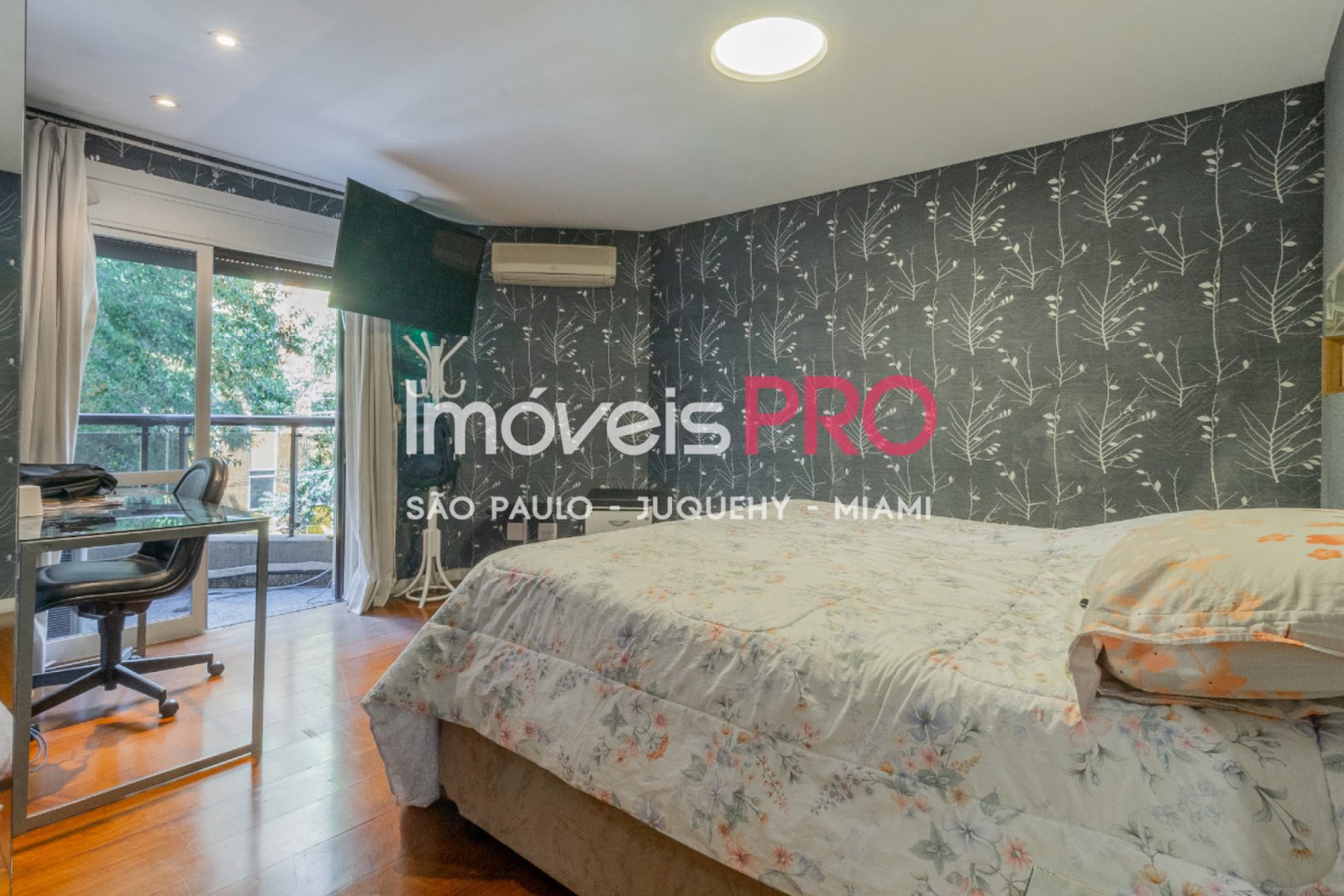 Foto :: https://assets.imoveispro.com.br/thumb/IP38985/apartamento-venda-santa-cecilia_IP38985_11_1920x1080.jpg?