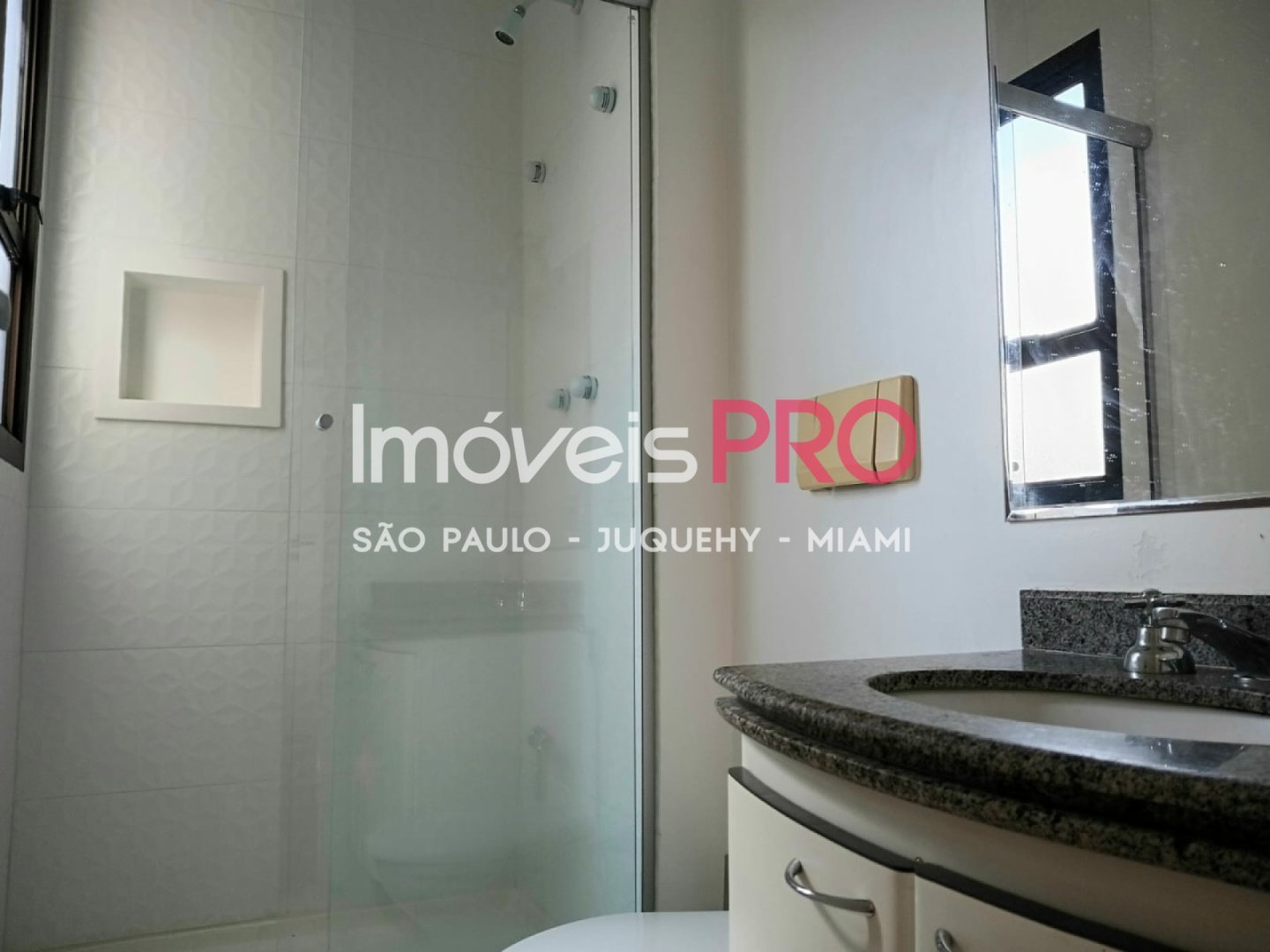 Foto :: https://assets.imoveispro.com.br/thumb/IP38989/apartamento-aluguel-moema-indios_IP38989_17_1920x1080.jpg?