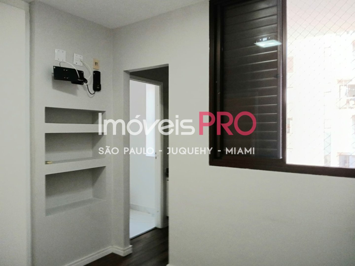 Foto :: IP38989