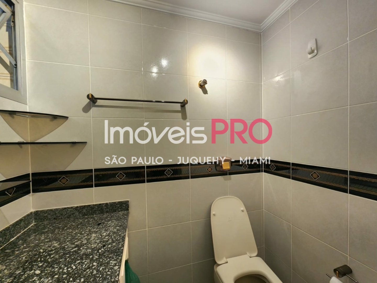 Foto :: https://assets.imoveispro.com.br/thumb/IP38990/apartamento-aluguel-moema_IP38990_11_1920x1080.jpg?