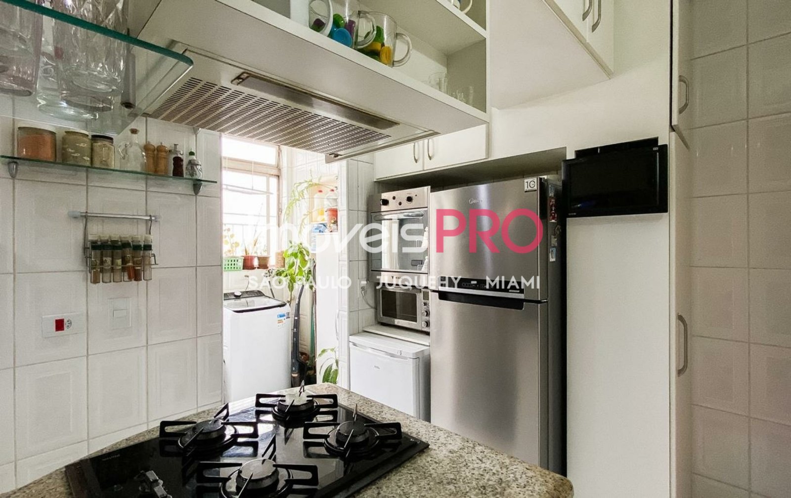 Foto :: https://assets.imoveispro.com.br/thumb/IP38996/apartamento-venda-moema_IP38996_11_1920x1080.jpg?