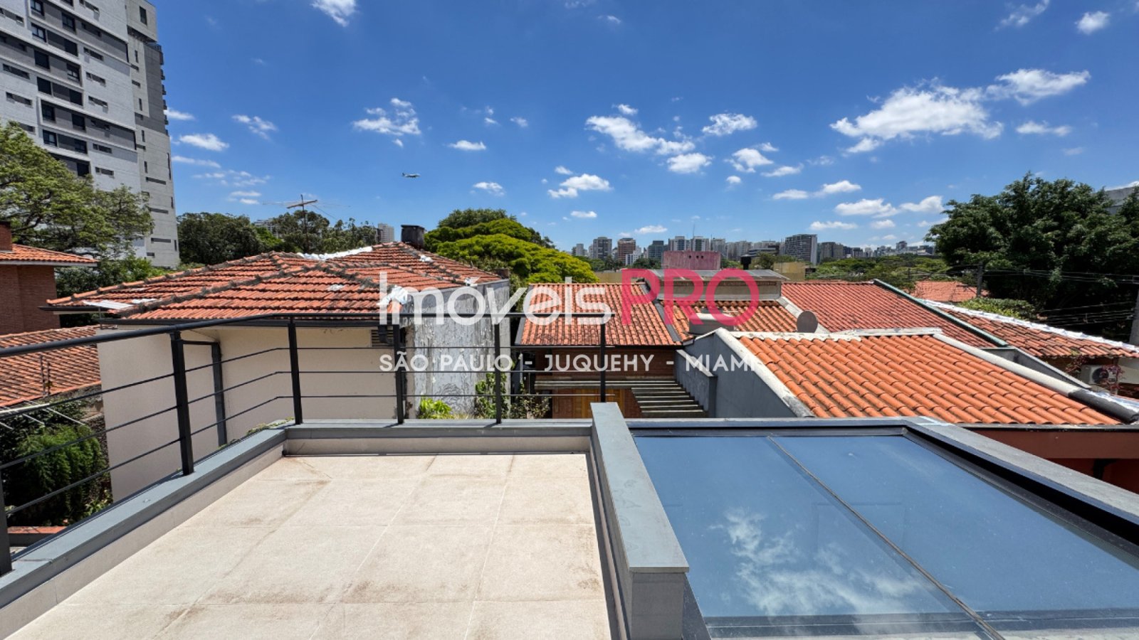 Foto :: https://assets.imoveispro.com.br/thumb/IP39000/sobrado-venda-brooklin-novo_IP39000_71_1920x1080.jpg?