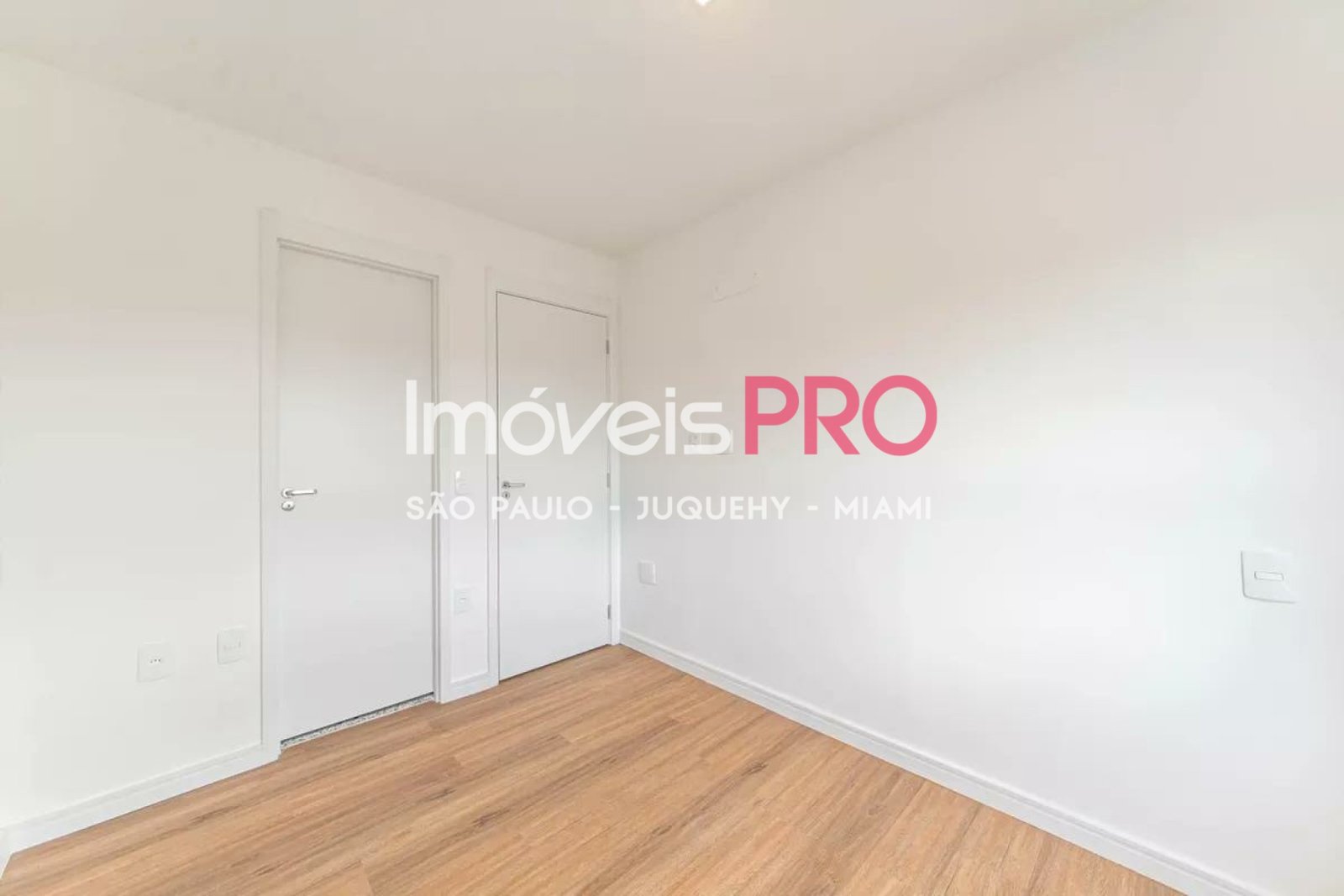 Foto :: https://assets.imoveispro.com.br/thumb/IP39006/apartamento-venda-vila-cruzeiro_IP39006_35_1920x1080.jpg?