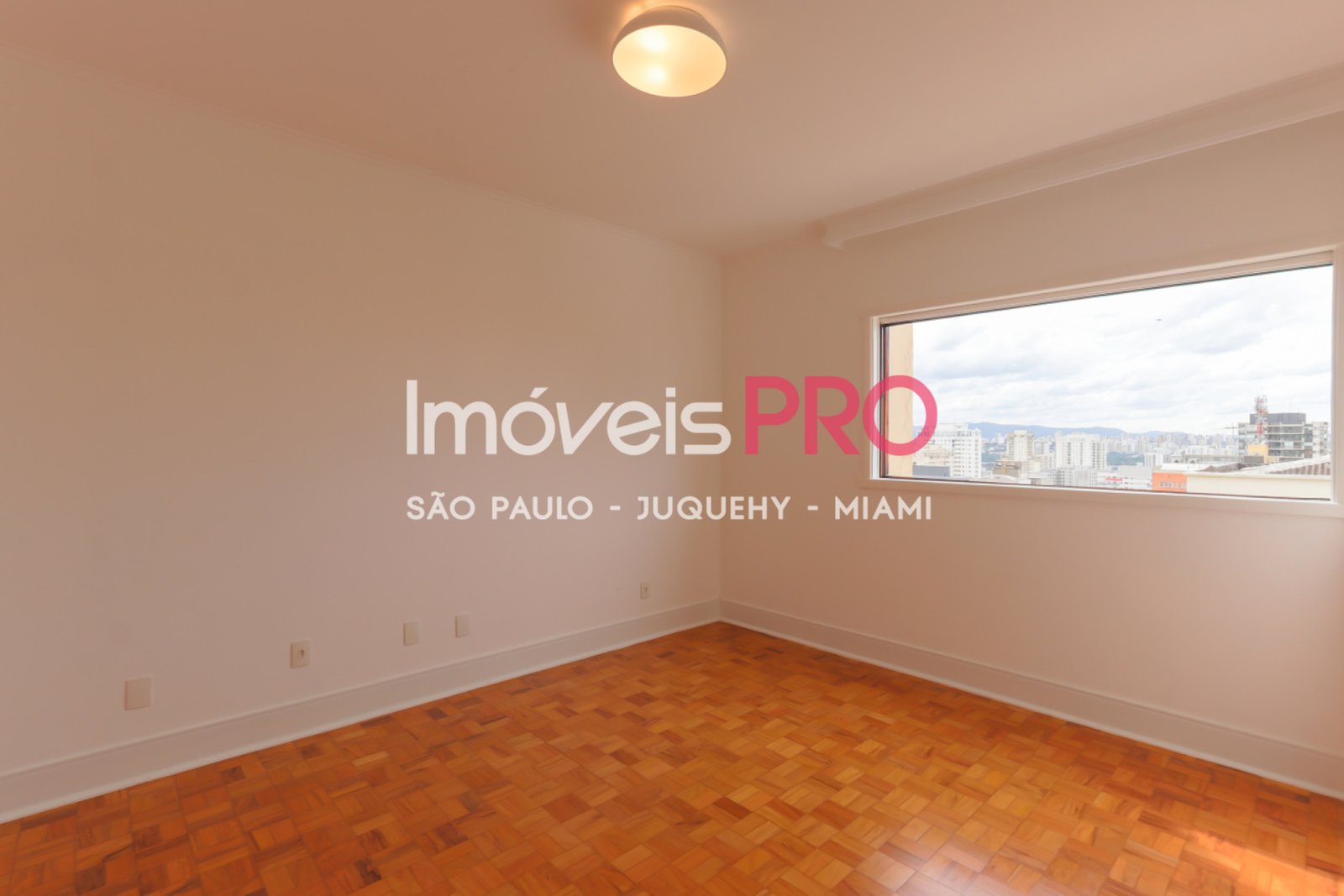 Foto :: https://assets.imoveispro.com.br/thumb/IP39013/apartamento-venda-santa-cecilia_IP39013_29_1920x1080.jpg?