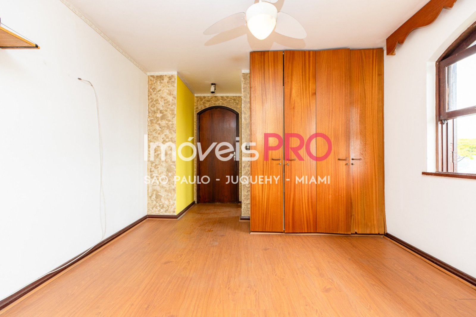 Foto :: https://assets.imoveispro.com.br/thumb/IP39015/casa-venda-brooklin-paulista_IP39015_35_1920x1080.jpg?