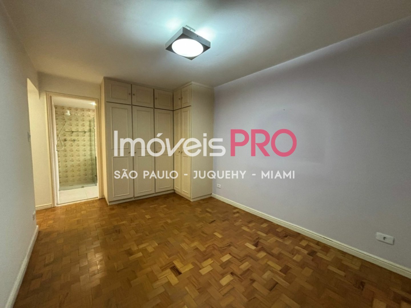 Foto :: https://assets.imoveispro.com.br/thumb/IP39021/apartamento-venda-moema-indios_IP39021_23_1920x1080.jpg?