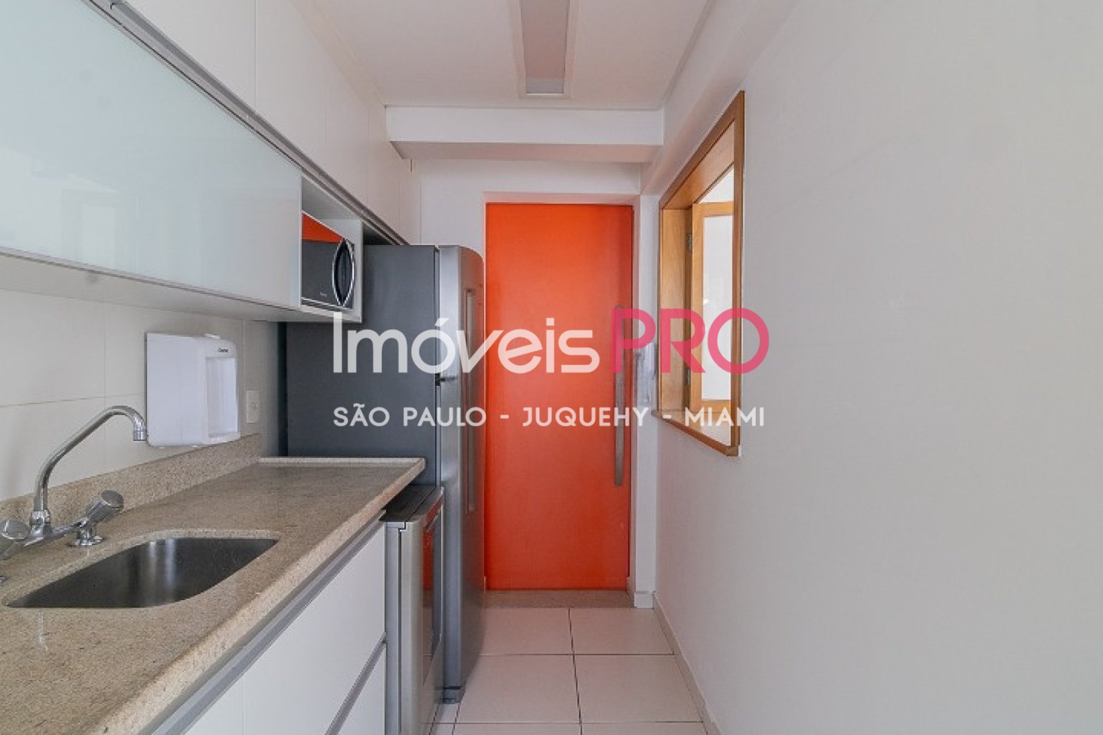 Foto :: https://assets.imoveispro.com.br/thumb/IP39022/apartamento-venda-vila-mariana_IP39022_17_1920x1080.jpg?