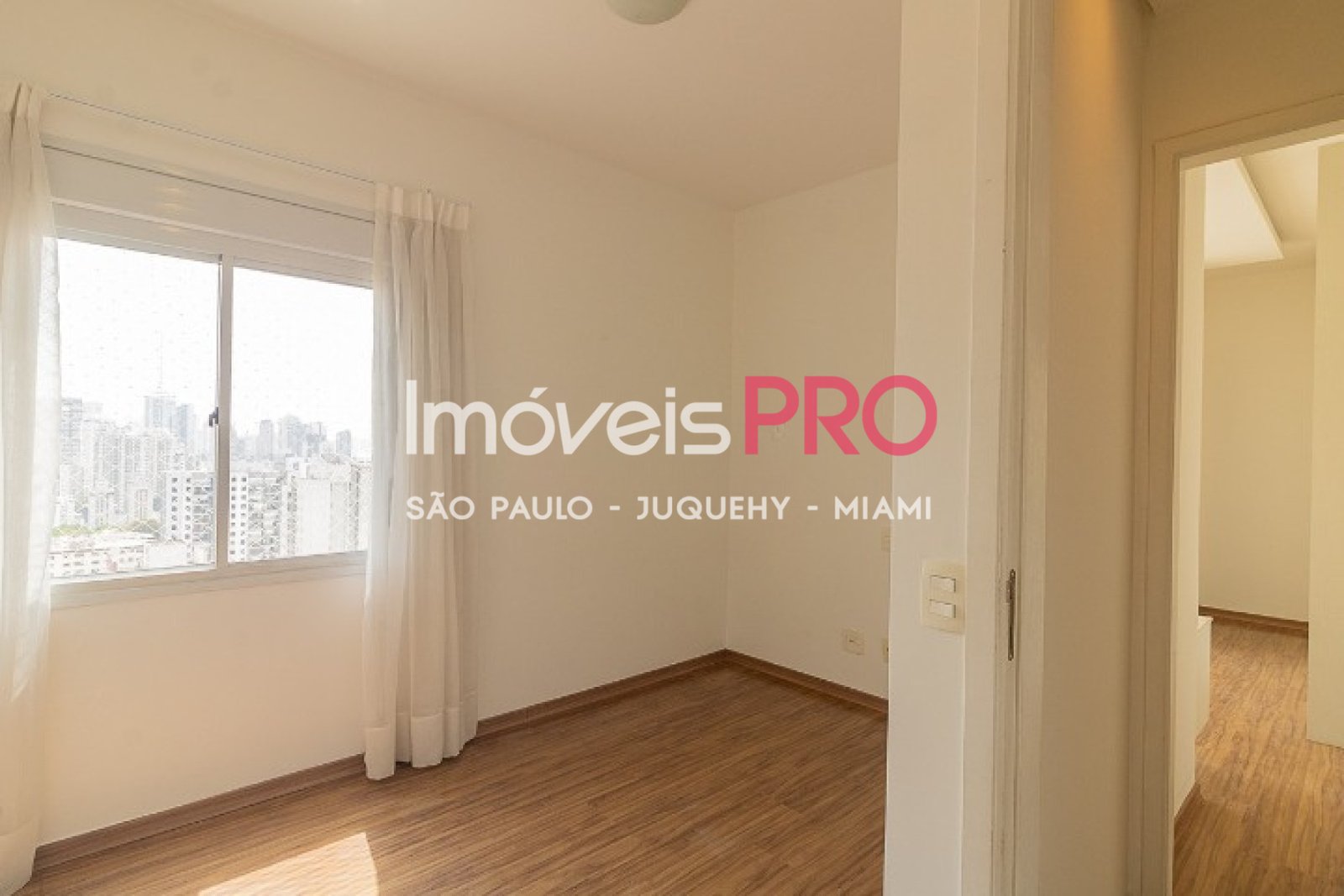 Foto :: https://assets.imoveispro.com.br/thumb/IP39022/apartamento-venda-vila-mariana_IP39022_35_1920x1080.jpg?