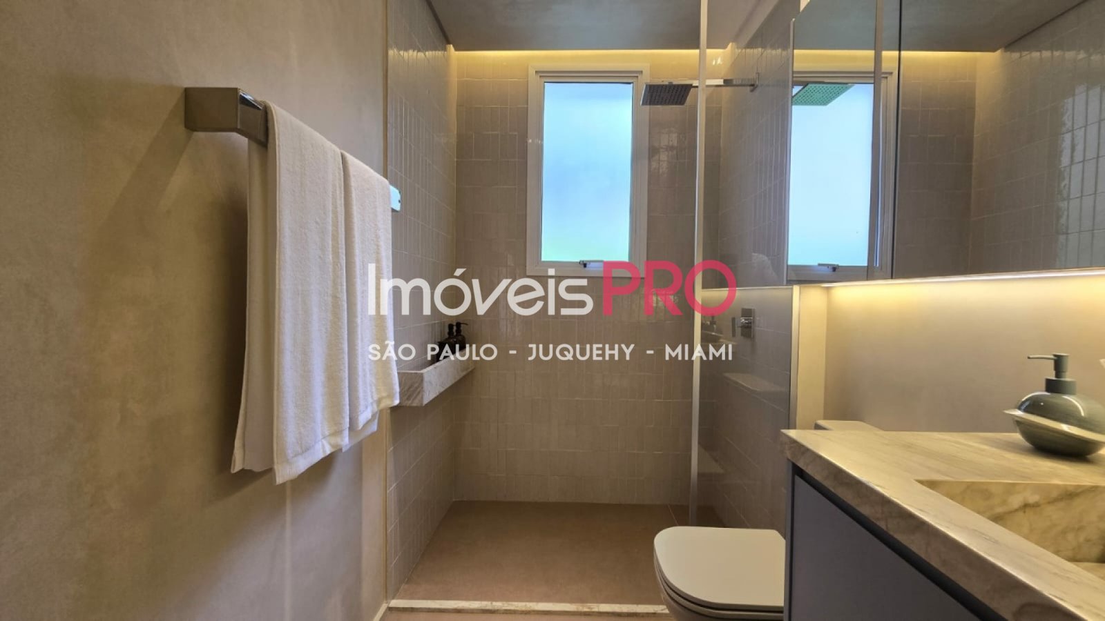 Foto :: https://assets.imoveispro.com.br/thumb/IP39043/apartamento-venda-campo-belo_IP39043_29_1920x1080.jpg?