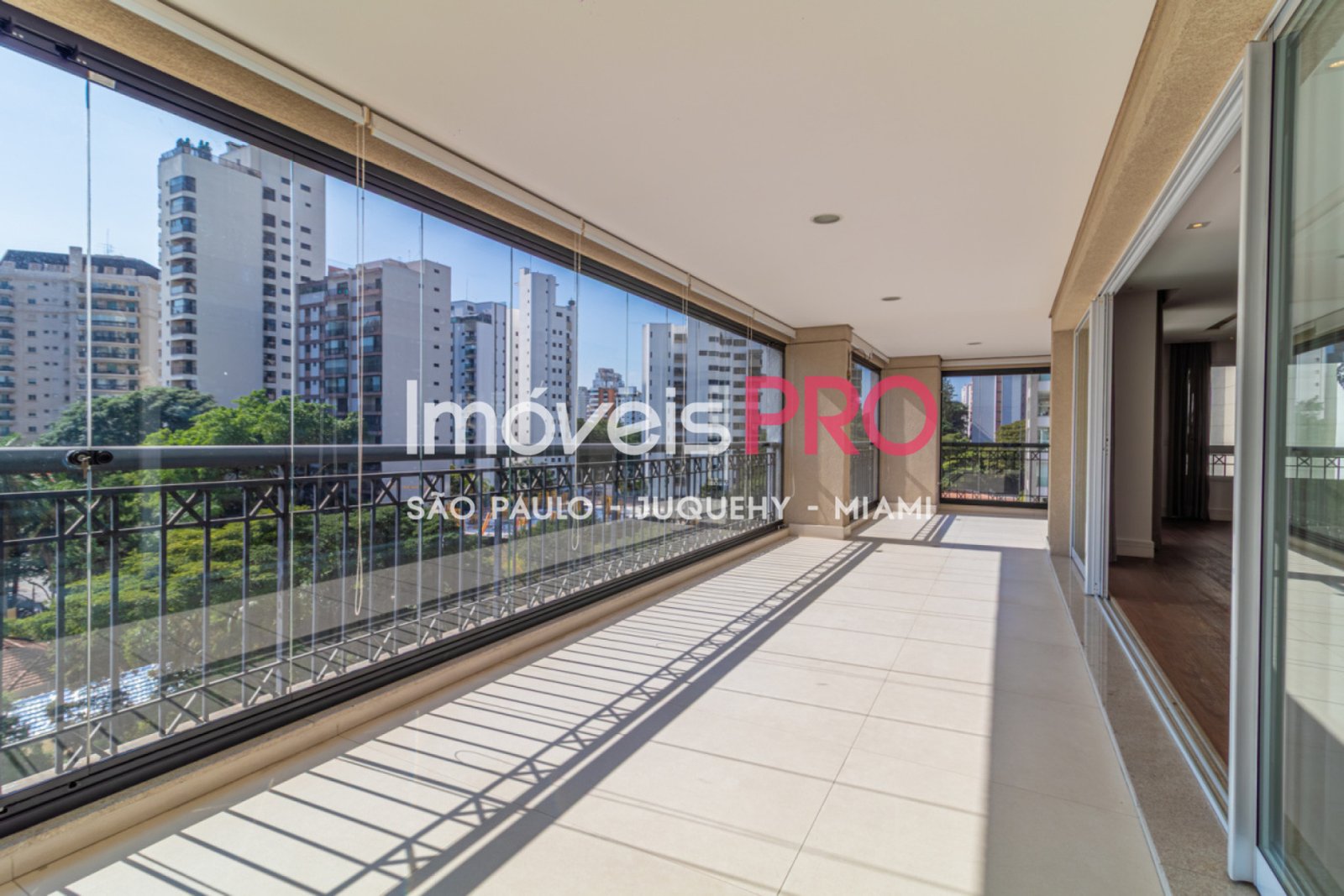 Foto :: https://assets.imoveispro.com.br/thumb/IP39055/apartamento-venda-campo-belo_IP39055_11_1920x1080.jpg?