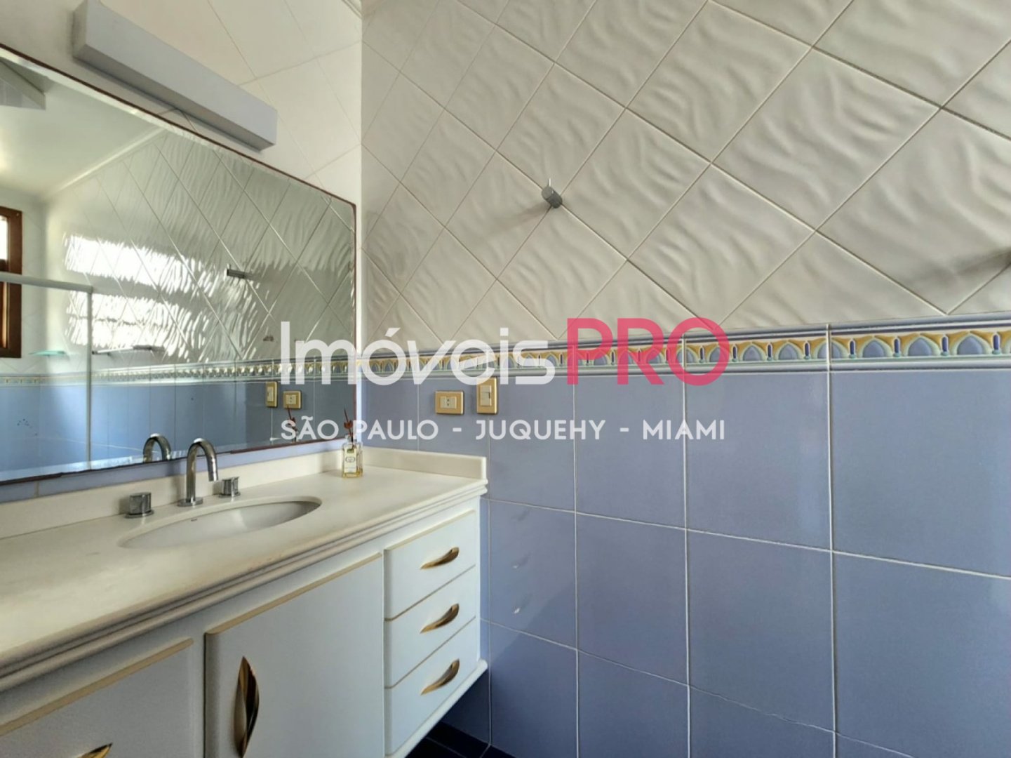 Foto :: IP39058