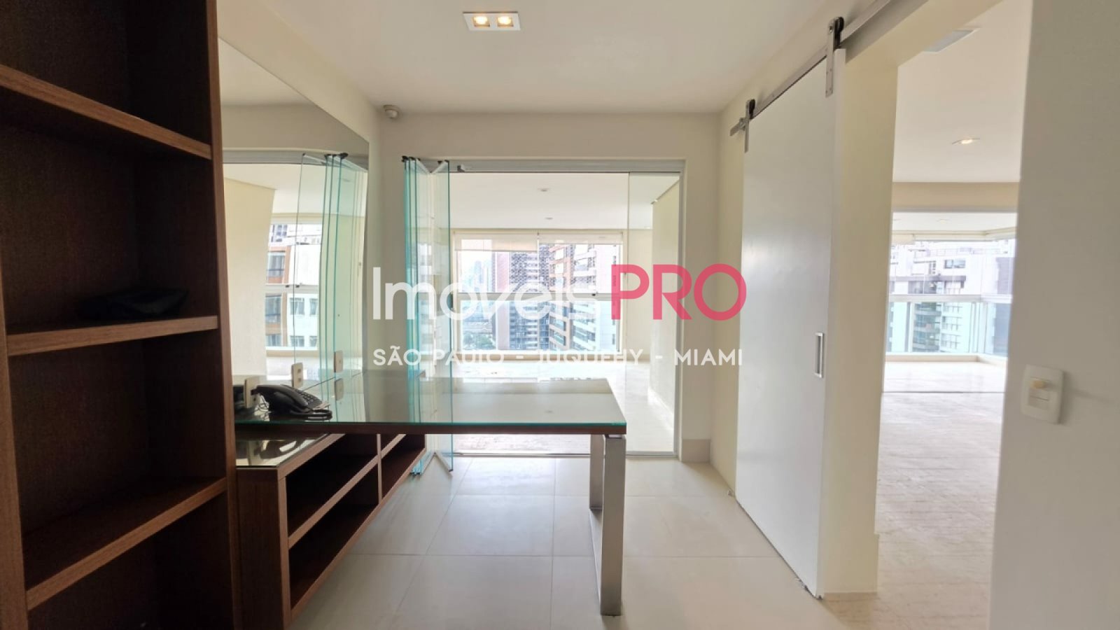 Foto :: https://assets.imoveispro.com.br/thumb/IP39060/apartamento-venda-campo-belo_IP39060_23_1920x1080.jpg?