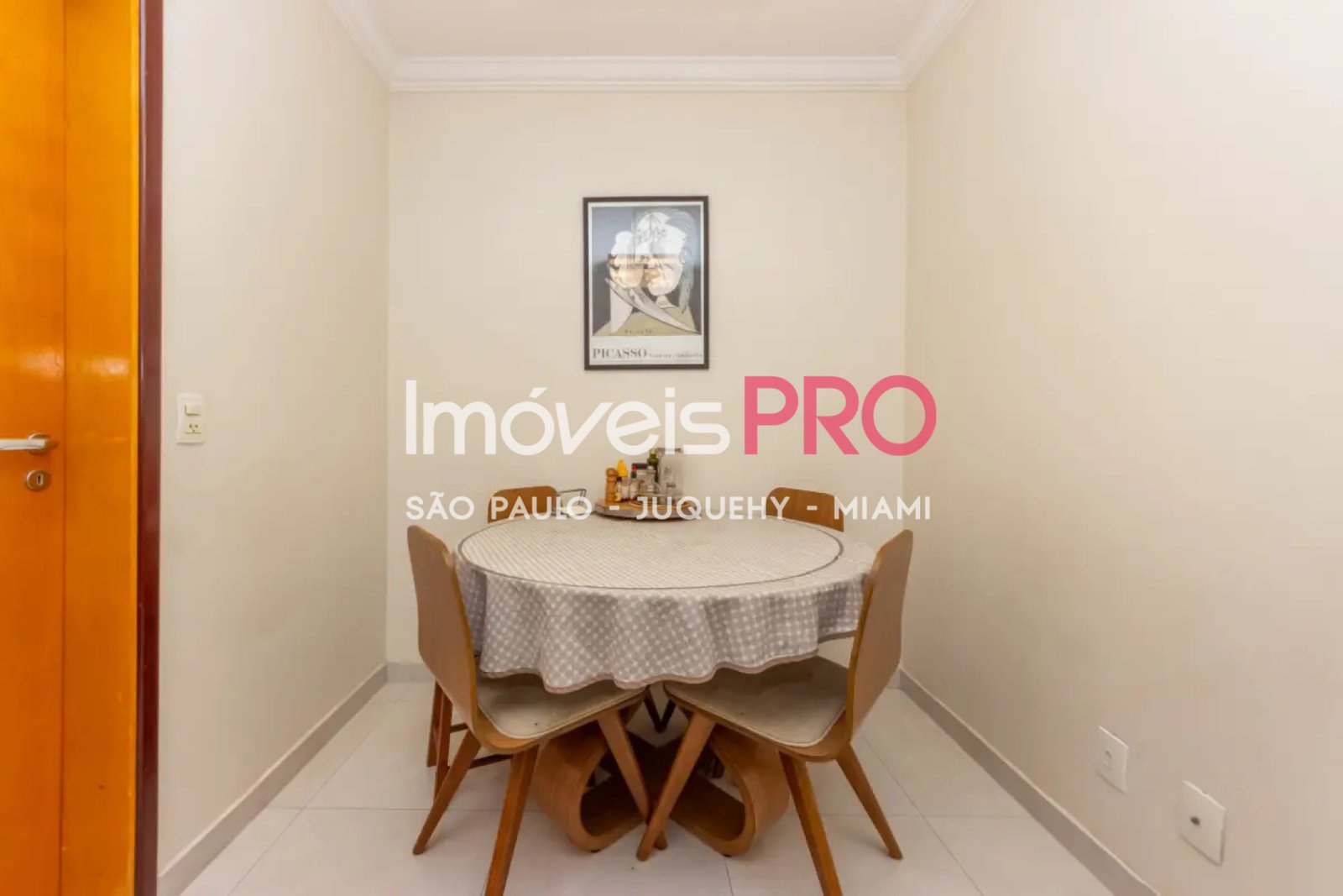 Foto :: https://assets.imoveispro.com.br/thumb/IP39063/apartamento-venda-brooklin_IP39063_11_1920x1080.jpg?