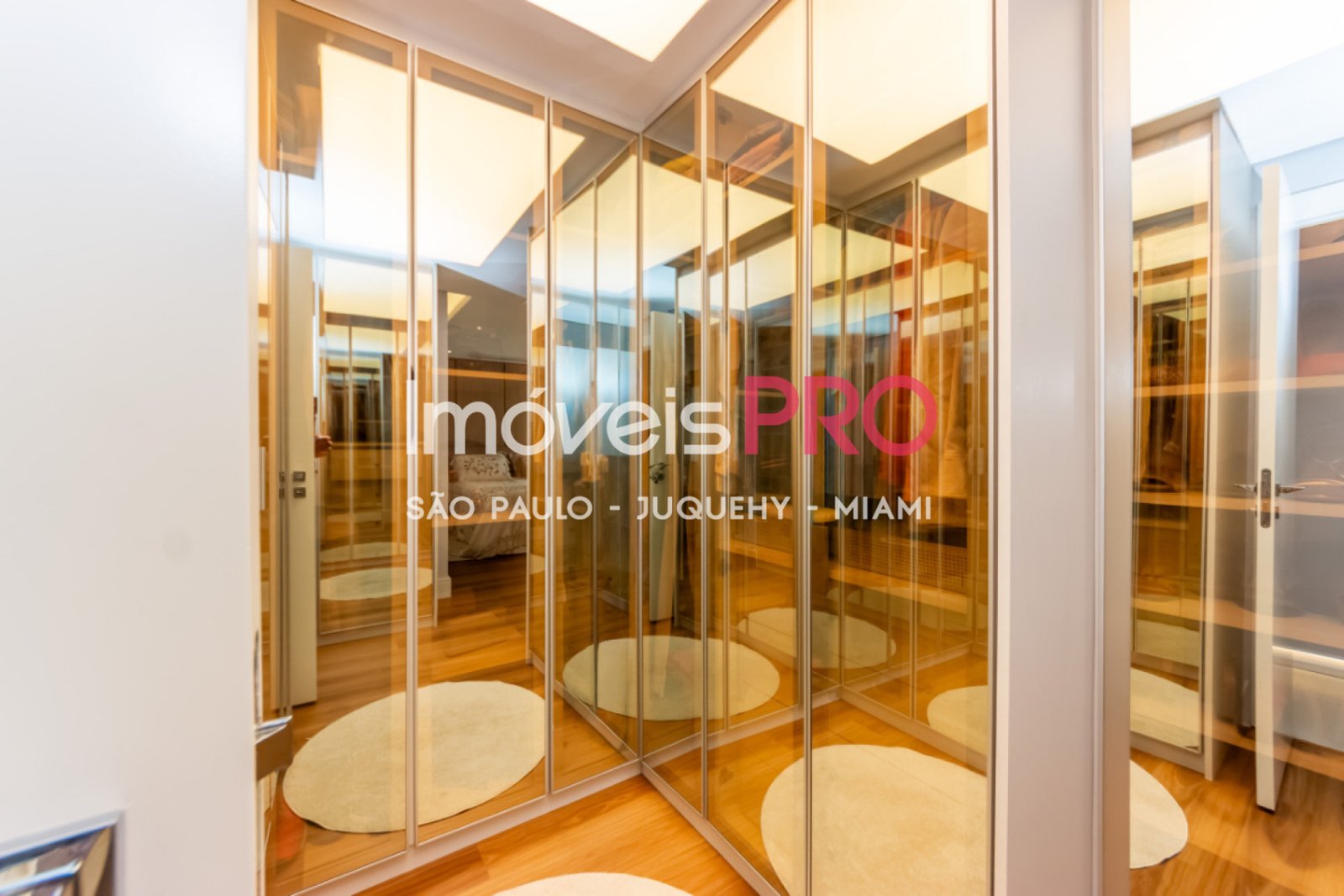 Foto :: https://assets.imoveispro.com.br/thumb/IP39074/apartamento-venda-brooklin_IP39074_23_1920x1080.jpg?