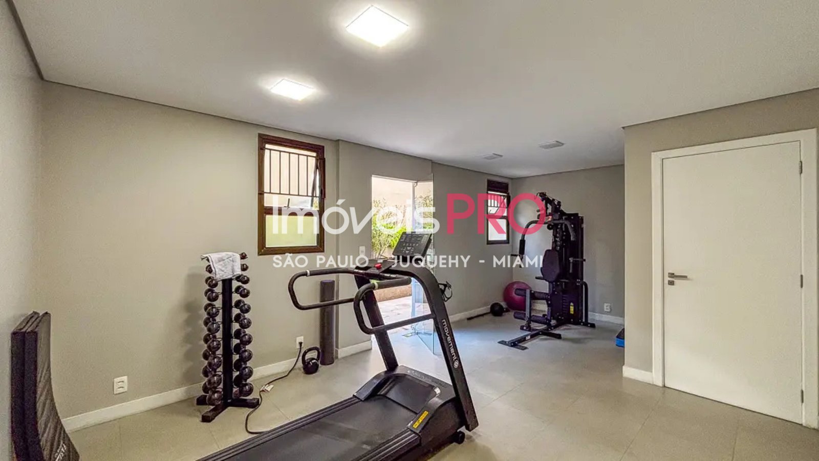 Foto :: https://assets.imoveispro.com.br/thumb/IP39078/apartamento-venda-vila-mariana_IP39078_35_1920x1080.jpg?