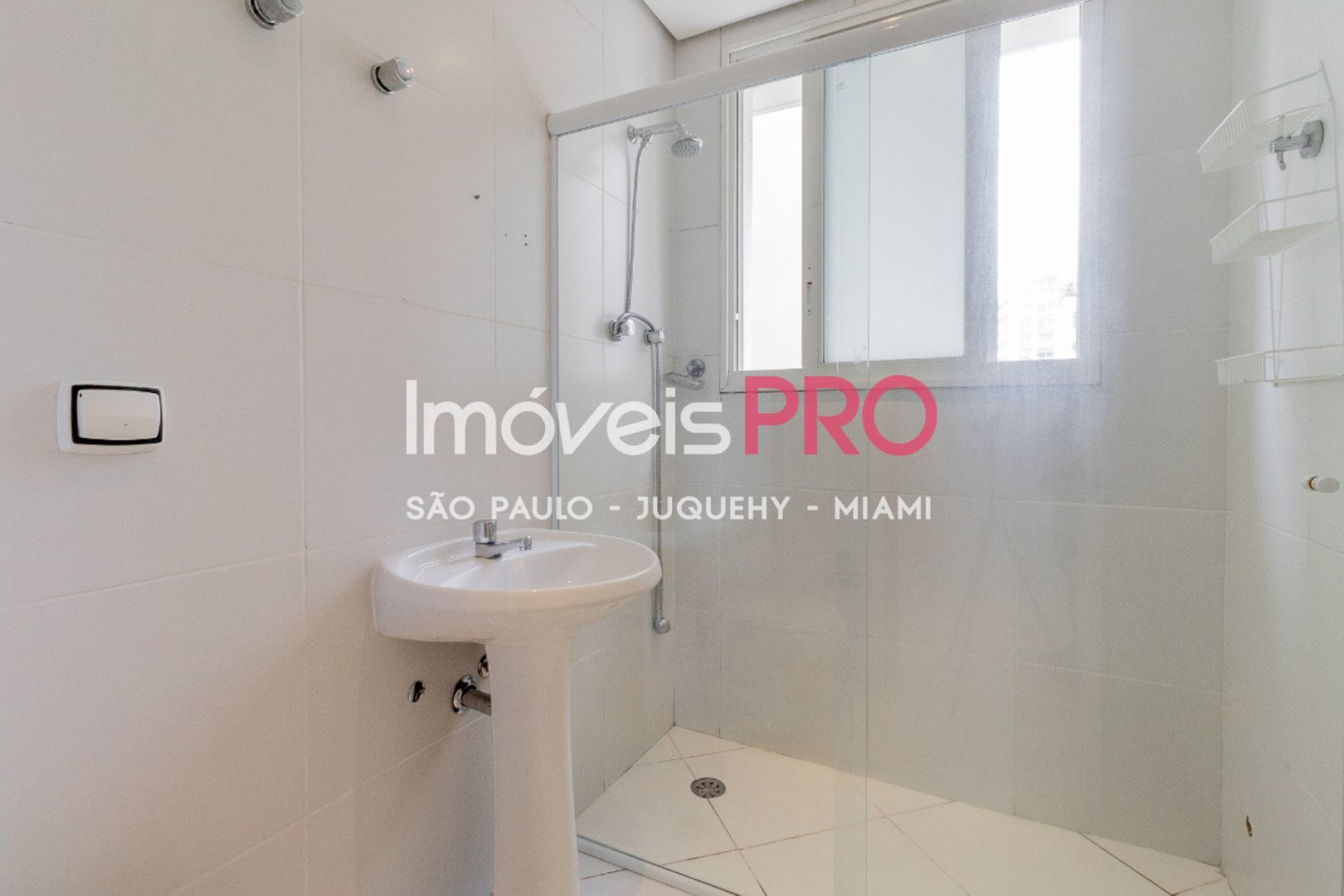 Foto :: https://assets.imoveispro.com.br/thumb/IP39089/apartamento-venda-higienopolis_IP39089_41_1920x1080.jpg?