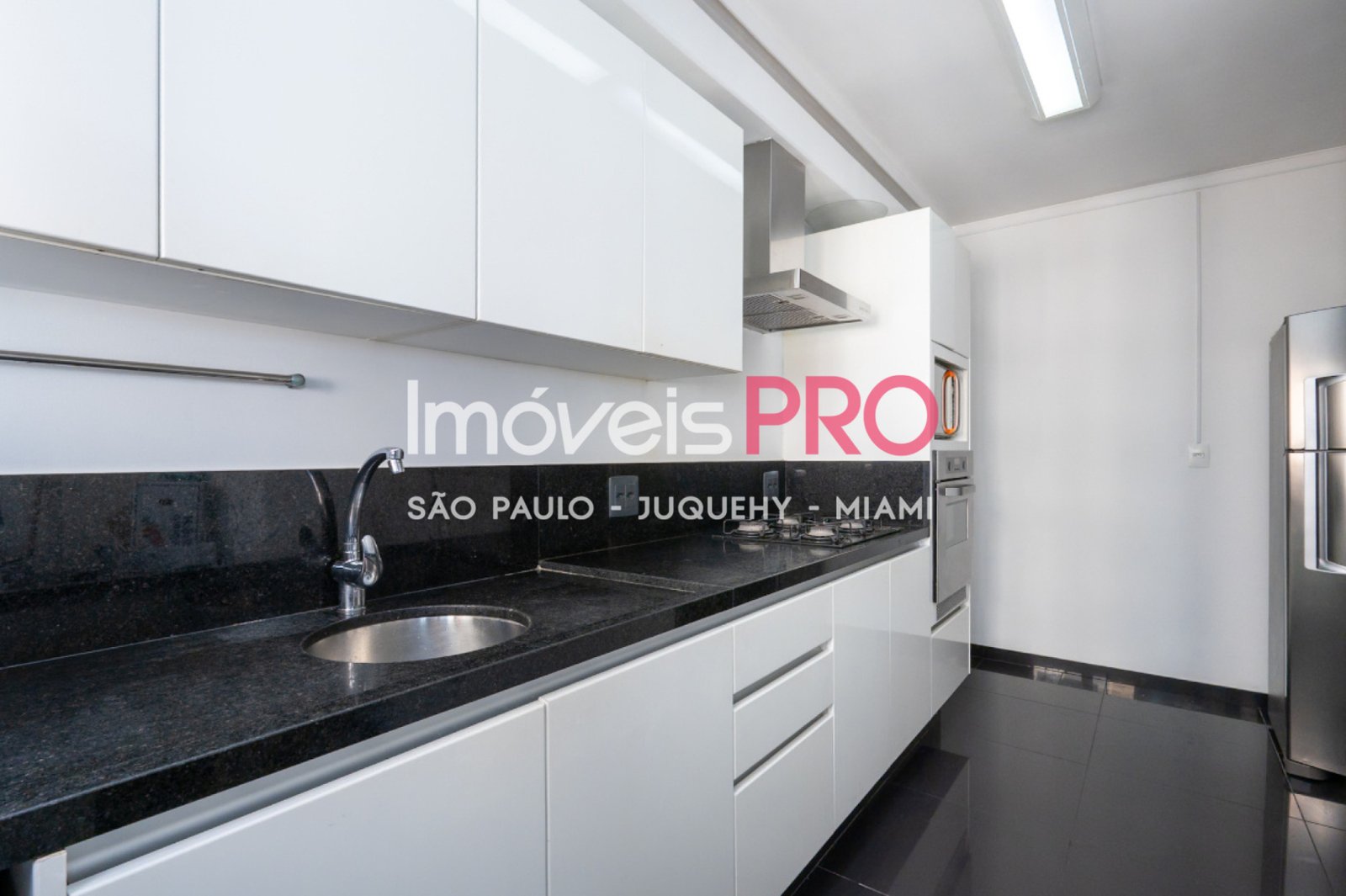 Foto :: https://assets.imoveispro.com.br/thumb/IP39095/apartamento-venda-brooklin_IP39095_29_1920x1080.jpg?