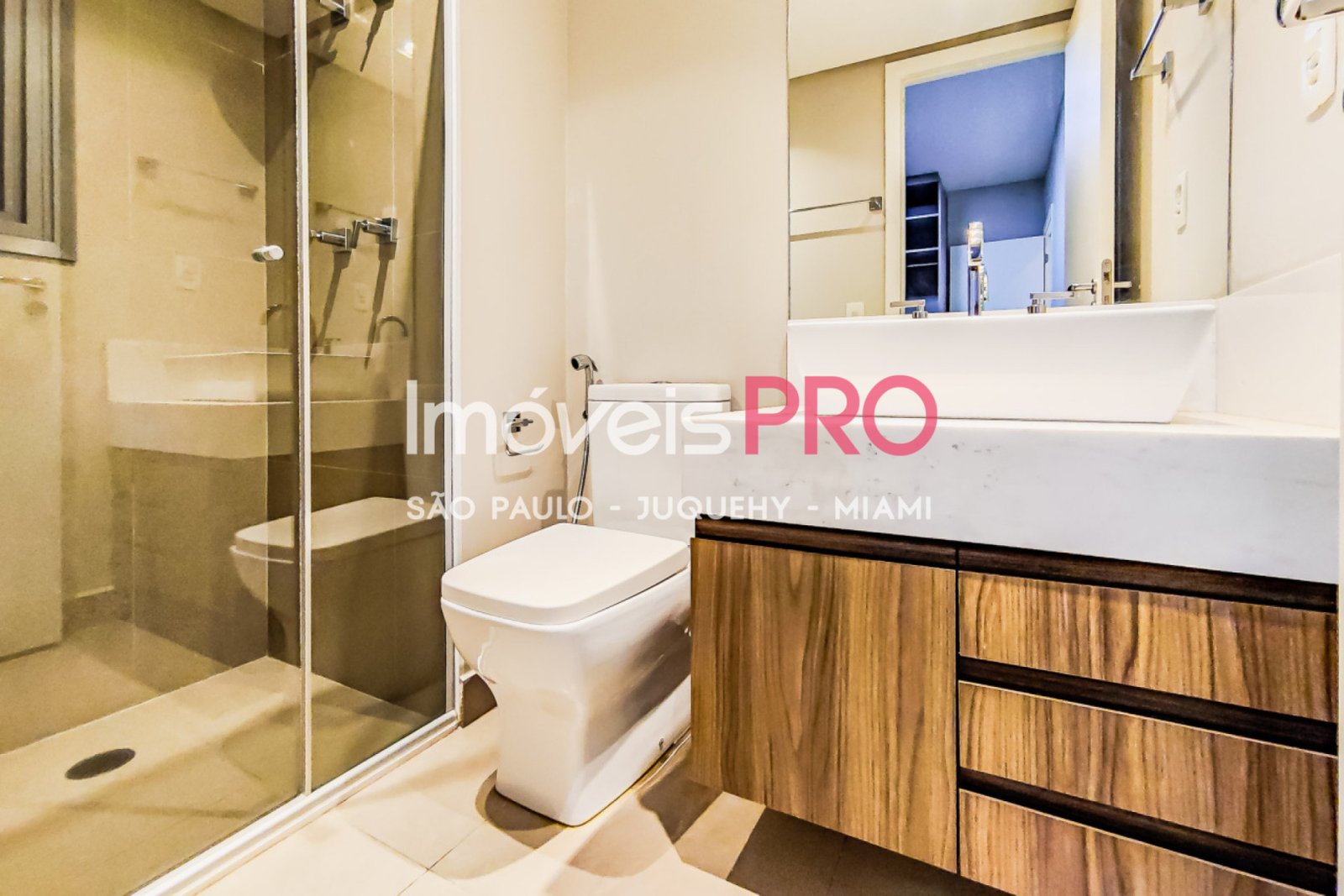 Foto :: https://assets.imoveispro.com.br/thumb/IP39103/apartamento-venda-brooklin_IP39103_23_1920x1080.jpg?