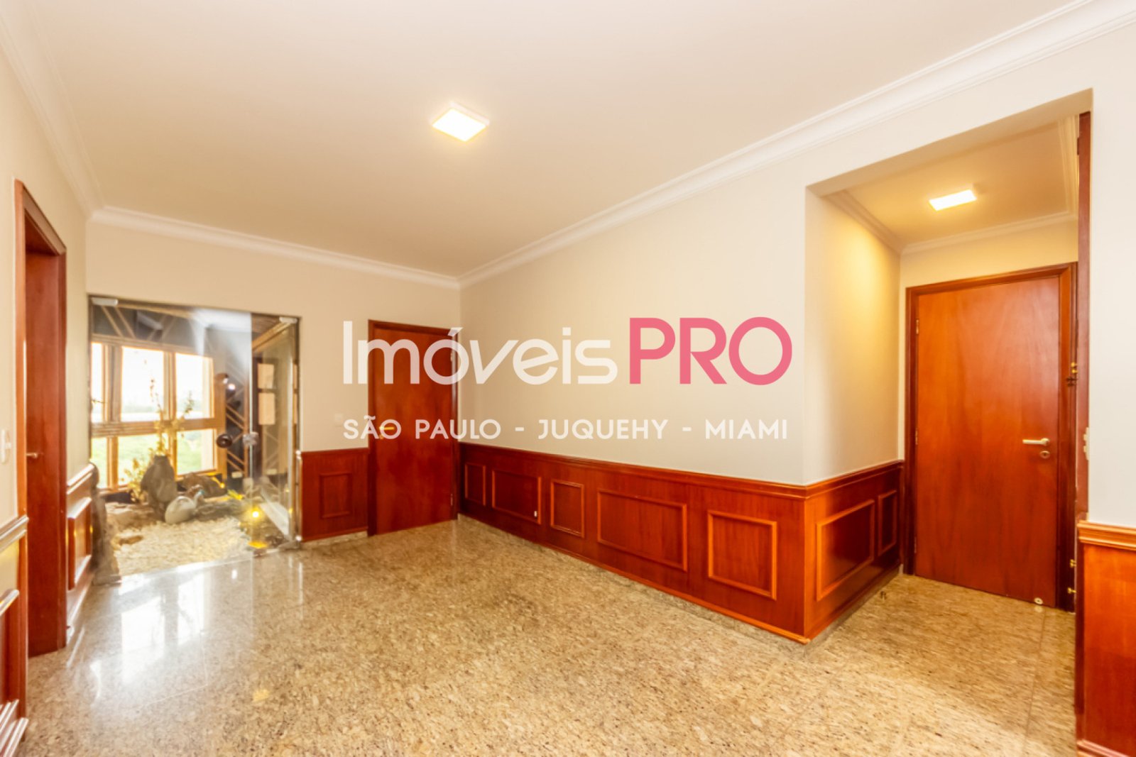 Foto :: https://assets.imoveispro.com.br/thumb/IP39109/apartamento-venda-paraiso_IP39109_11_1920x1080.jpg?