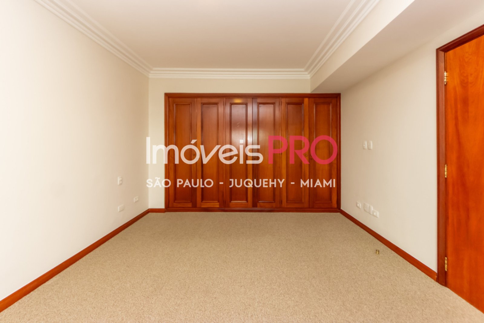 Foto :: https://assets.imoveispro.com.br/thumb/IP39109/apartamento-venda-paraiso_IP39109_17_1920x1080.jpg?
