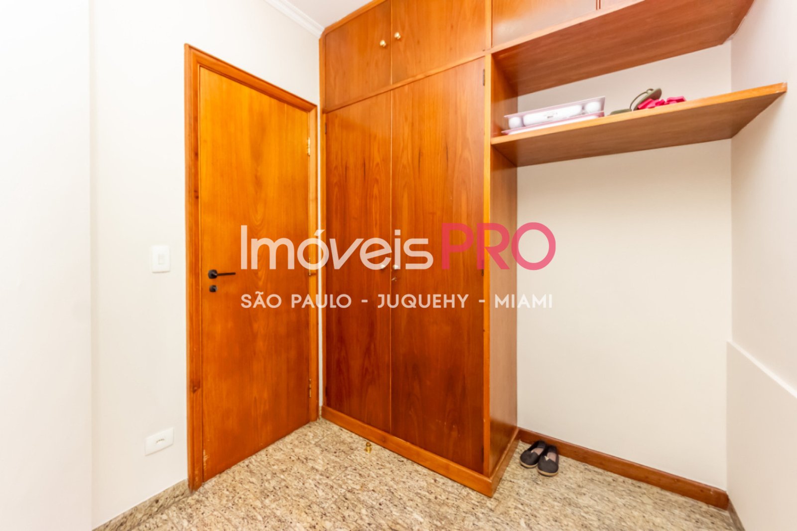 Foto :: https://assets.imoveispro.com.br/thumb/IP39109/apartamento-venda-paraiso_IP39109_41_1920x1080.jpg?