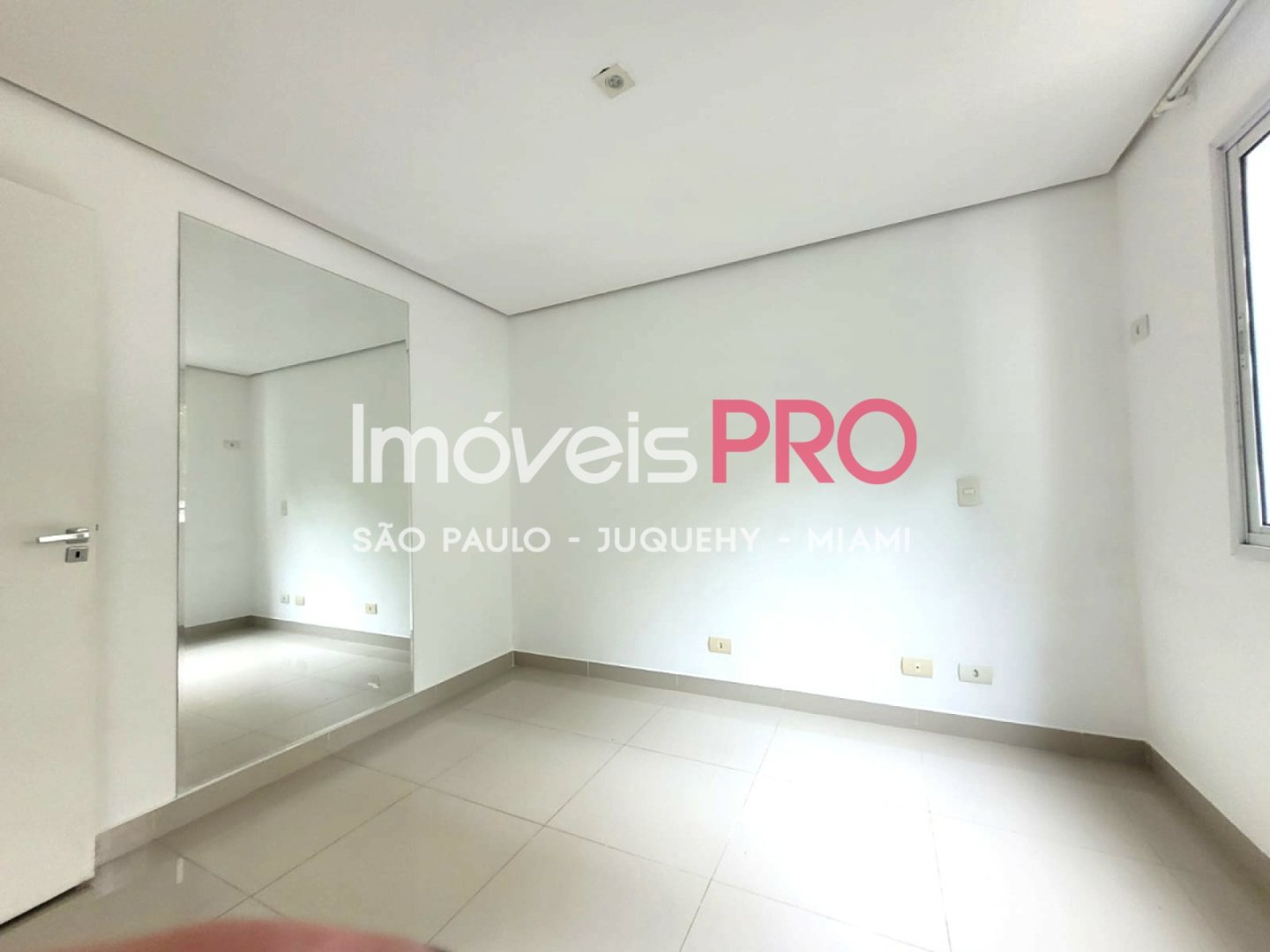 Foto :: IP39115