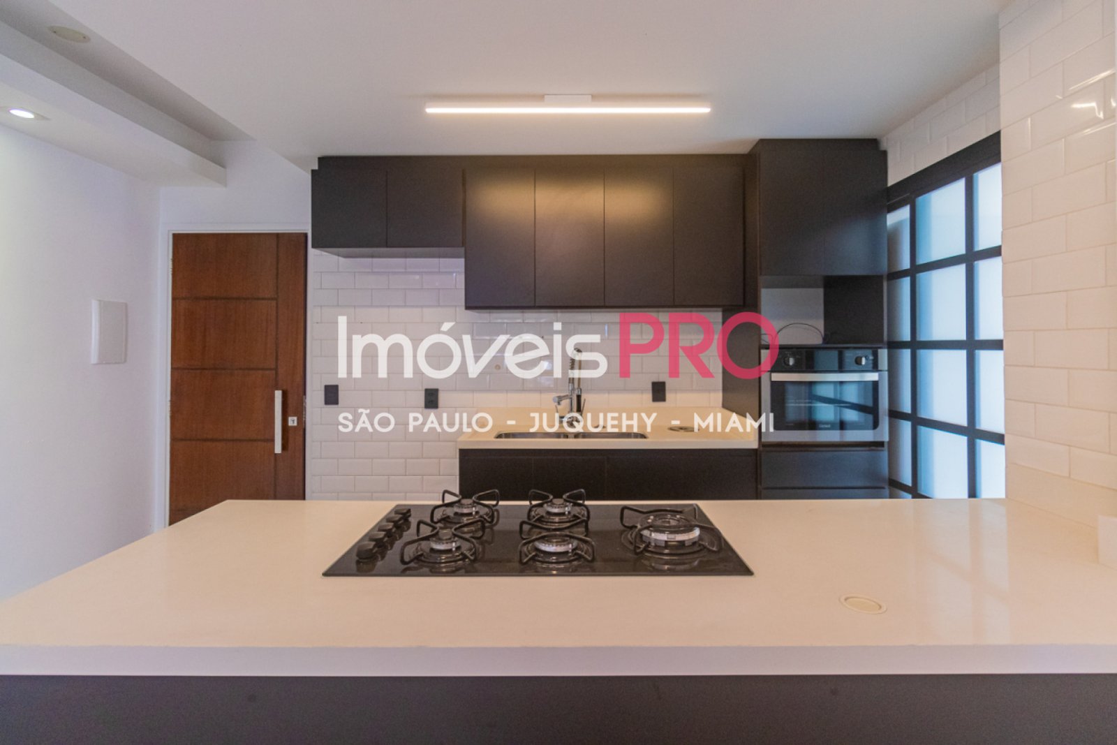 Foto :: https://assets.imoveispro.com.br/thumb/IP39143/apartamento-venda-chacara-inglesa_IP39143_11_1920x1080.jpg?