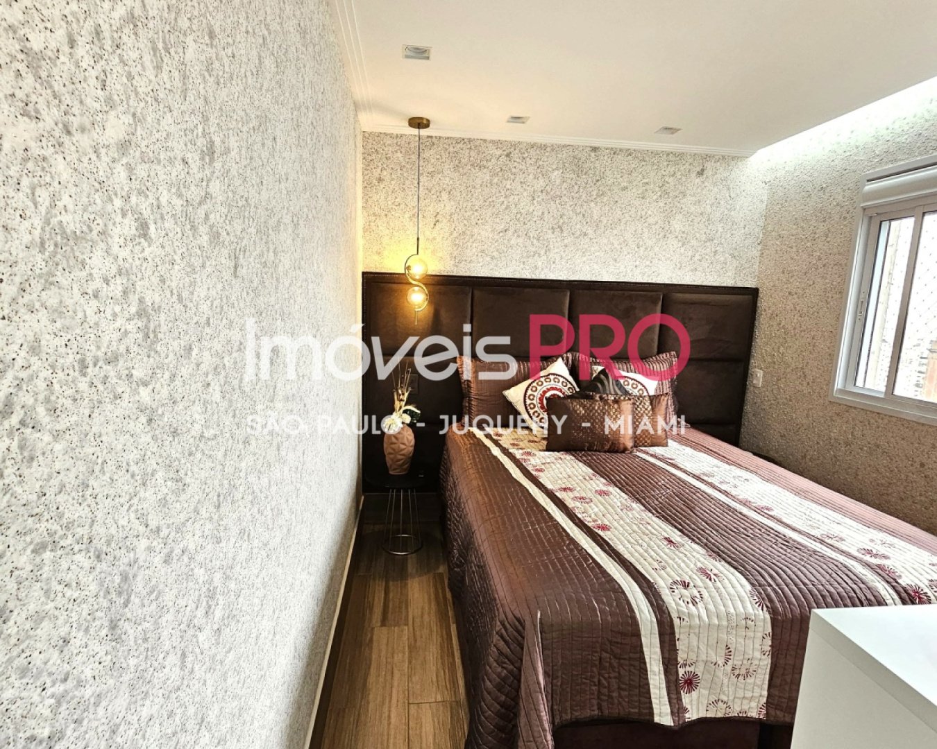 Foto :: IP39153