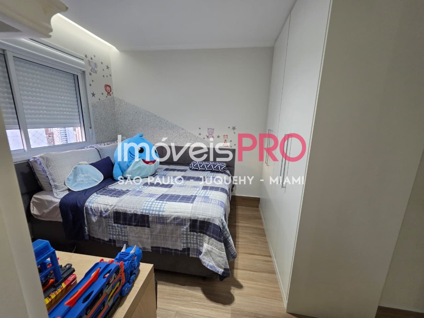 Foto :: IP39153