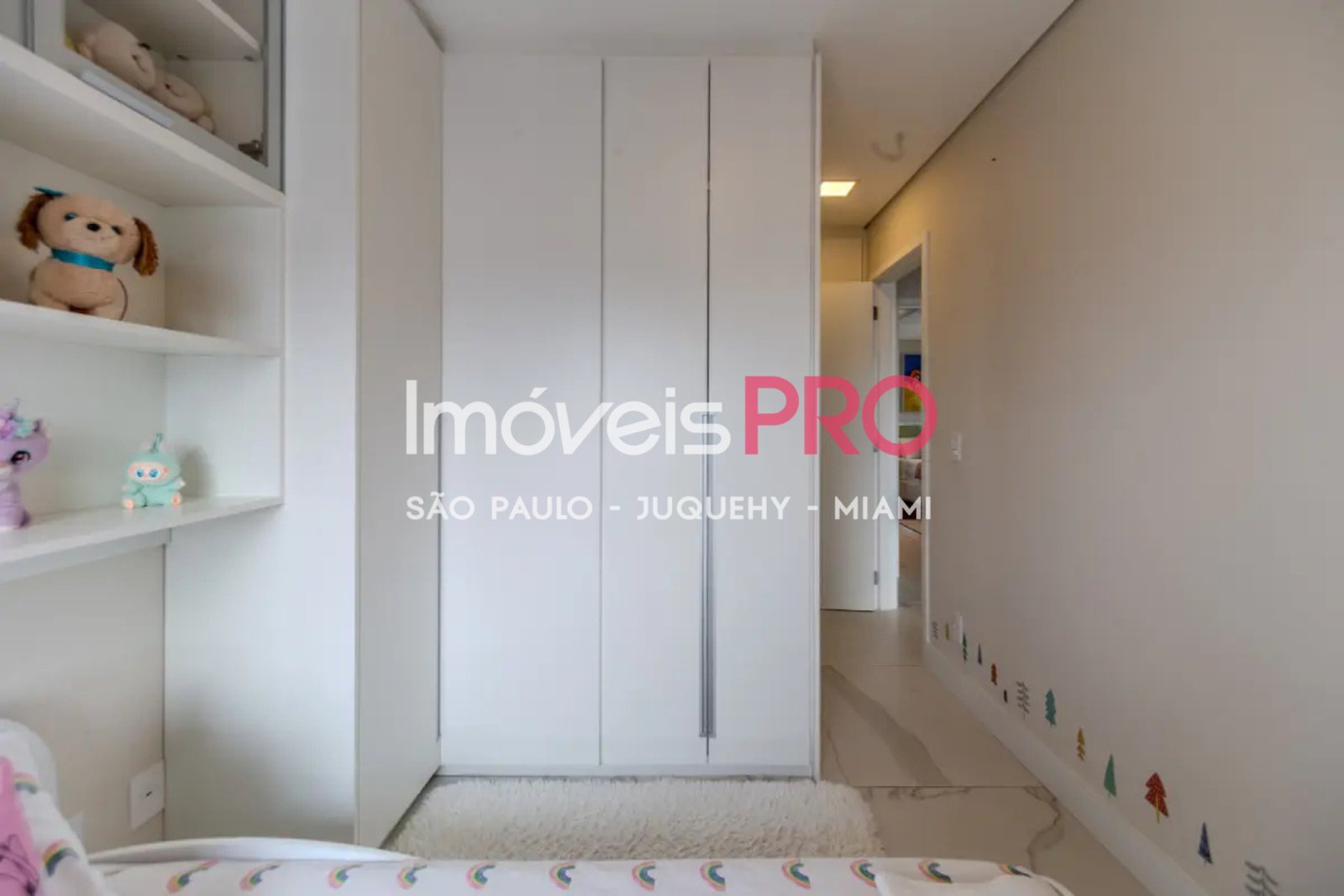 Foto :: IP39155