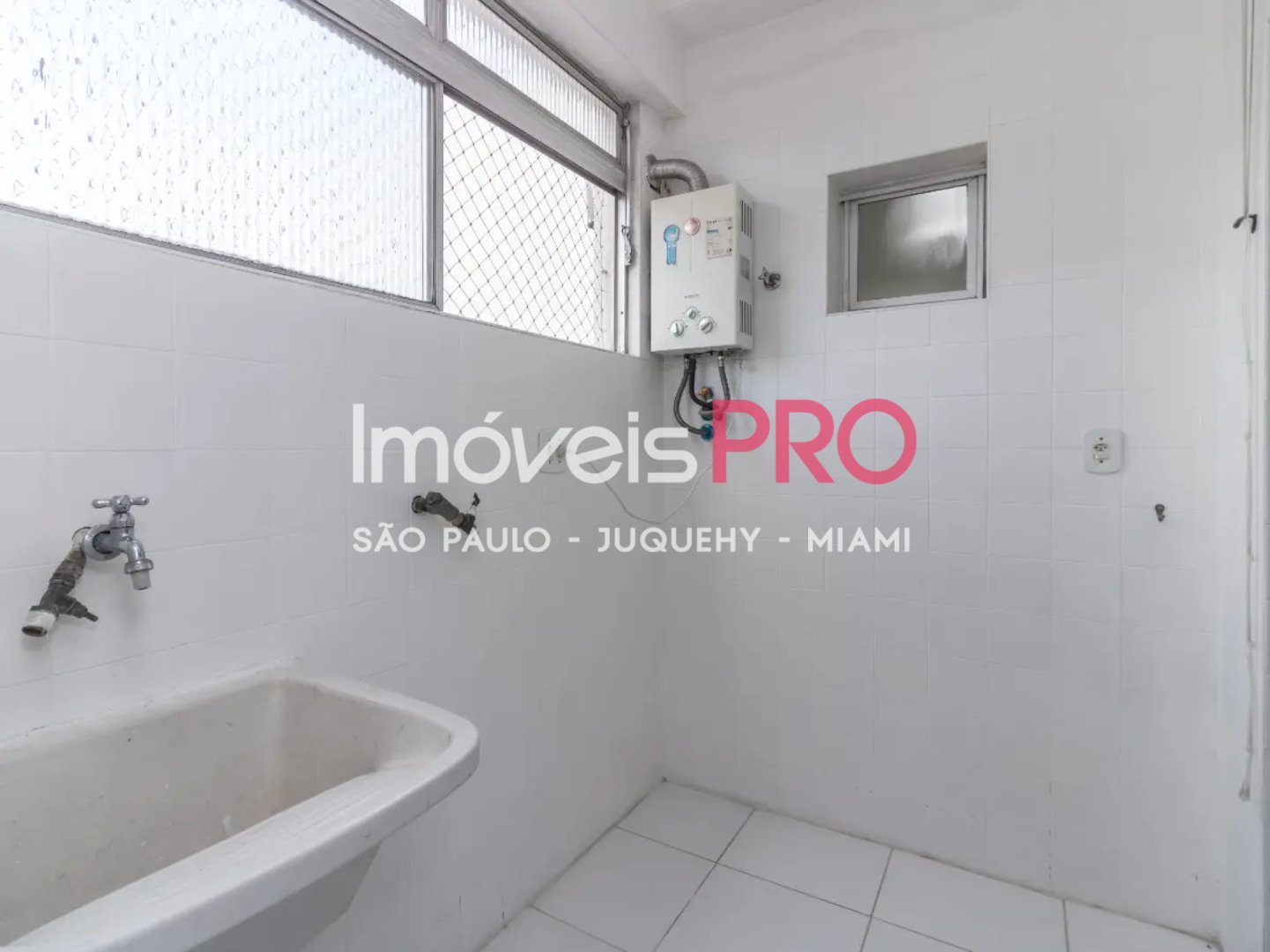 Foto :: https://assets.imoveispro.com.br/thumb/IP39156/apartamento-venda-moema_IP39156_17_1920x1080.jpg?