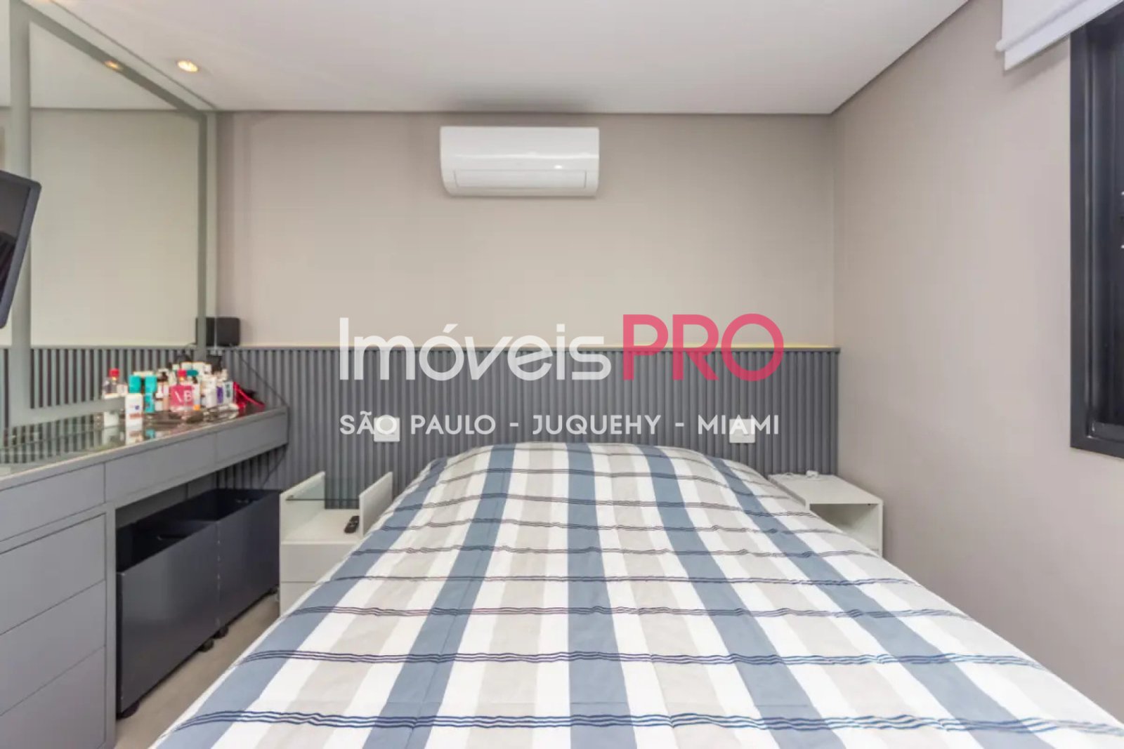Foto :: IP39157
