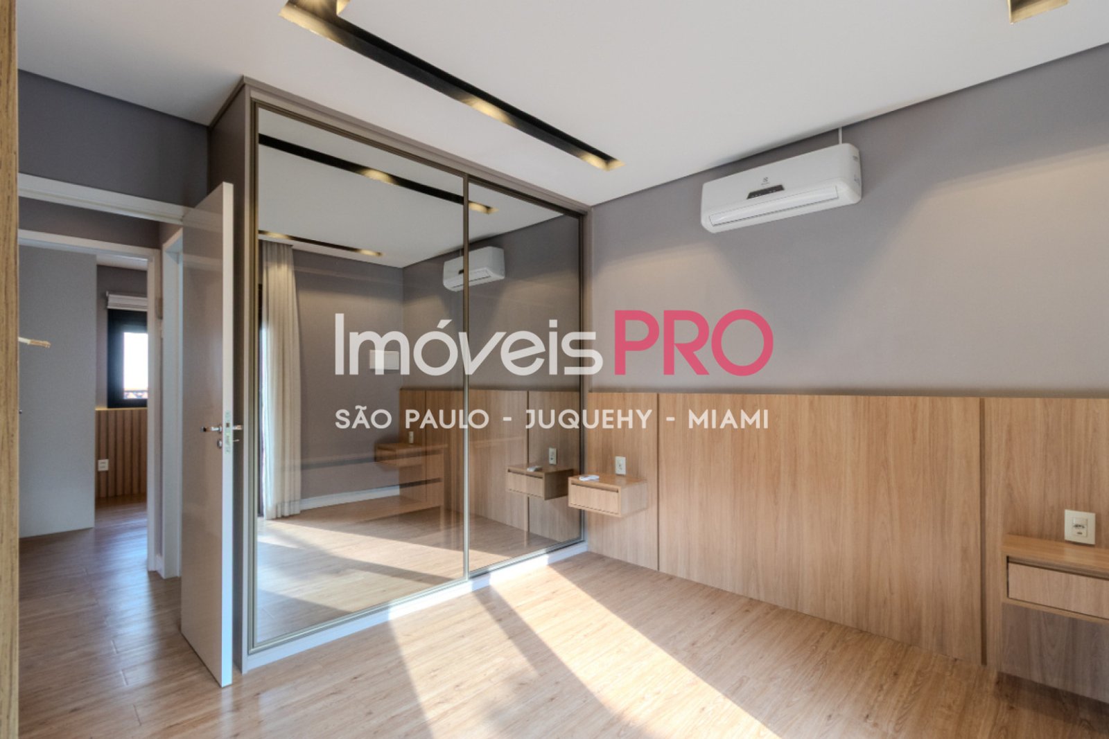 Foto :: https://assets.imoveispro.com.br/thumb/IP39163/sobrado-venda-vila-cordeiro_IP39163_11_1920x1080.jpg?