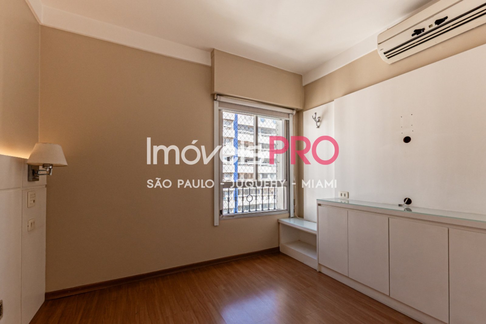 Foto :: https://assets.imoveispro.com.br/thumb/IP39164/apartamento-venda-brooklin_IP39164_11_1920x1080.jpg?