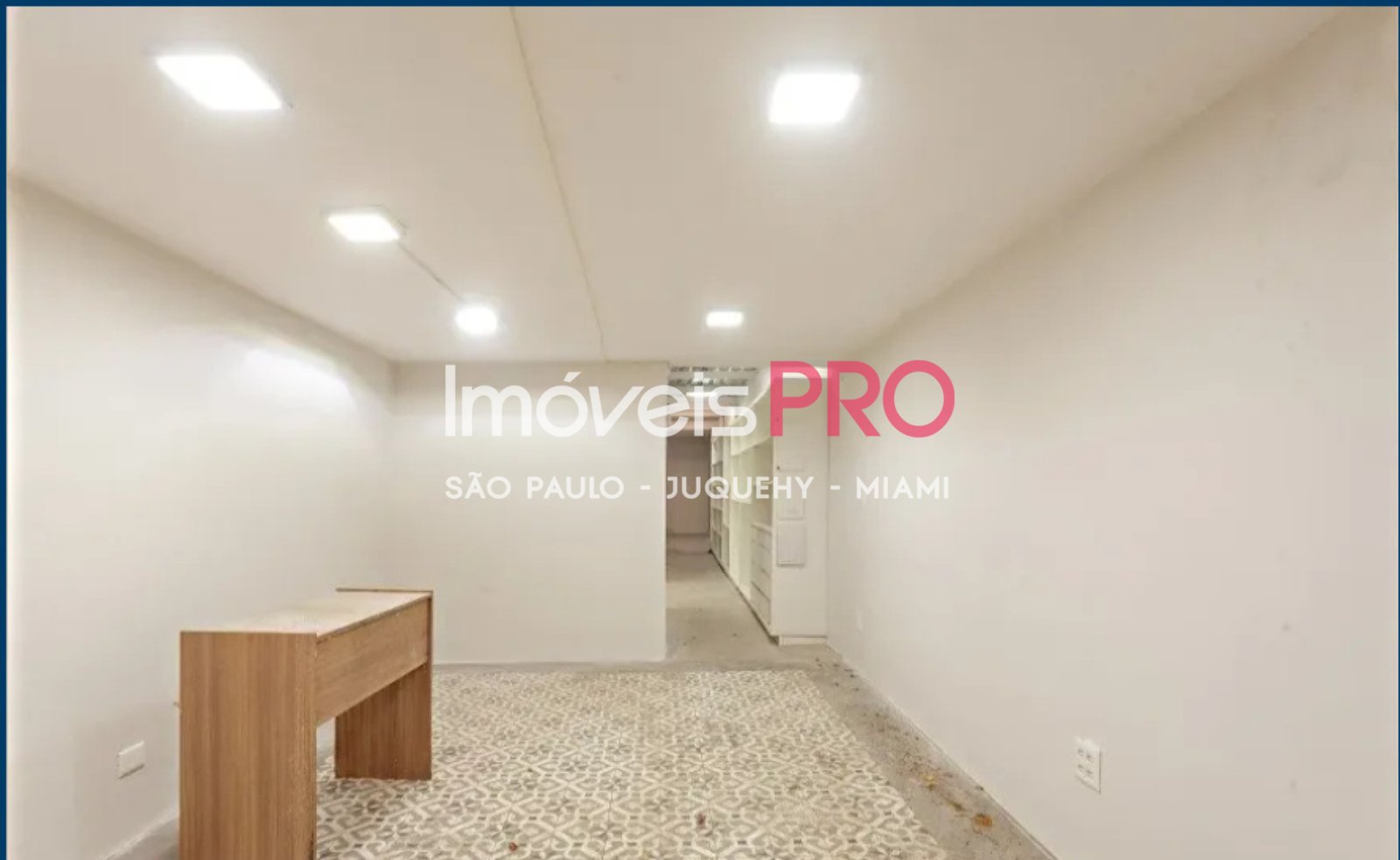 Foto :: IP39166