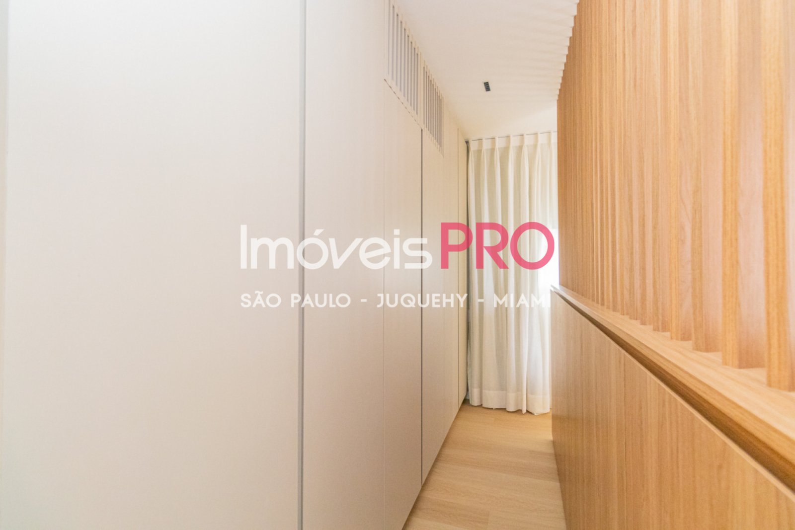 Foto :: IP39176